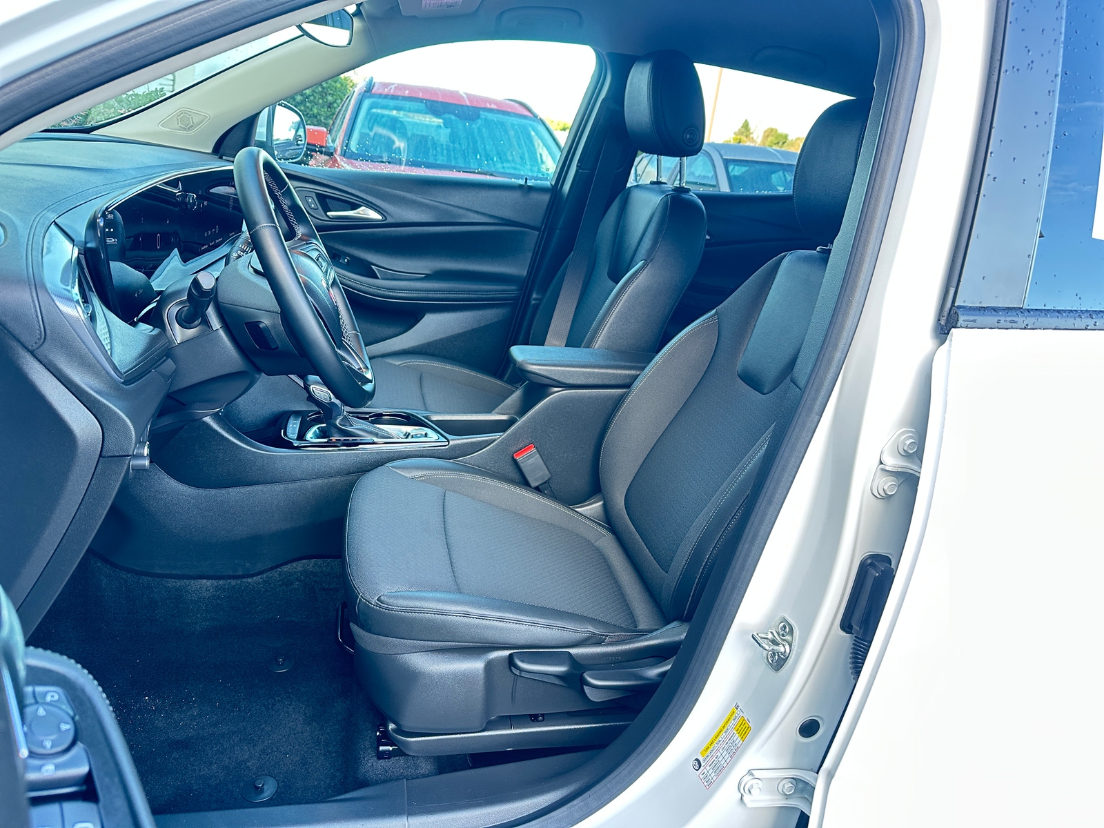 Thumbnail: 2025 Buick Encore GX - 2