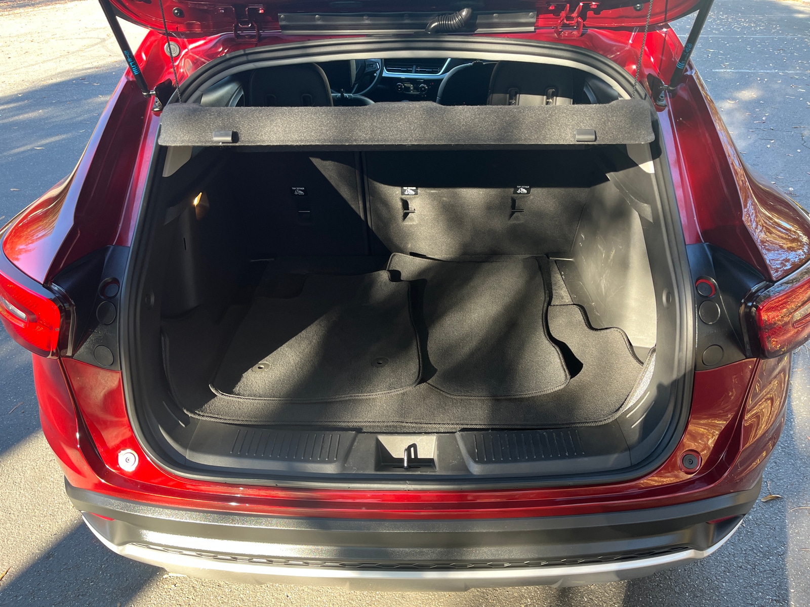 Thumbnail: 2025 Chevrolet Trax - 6