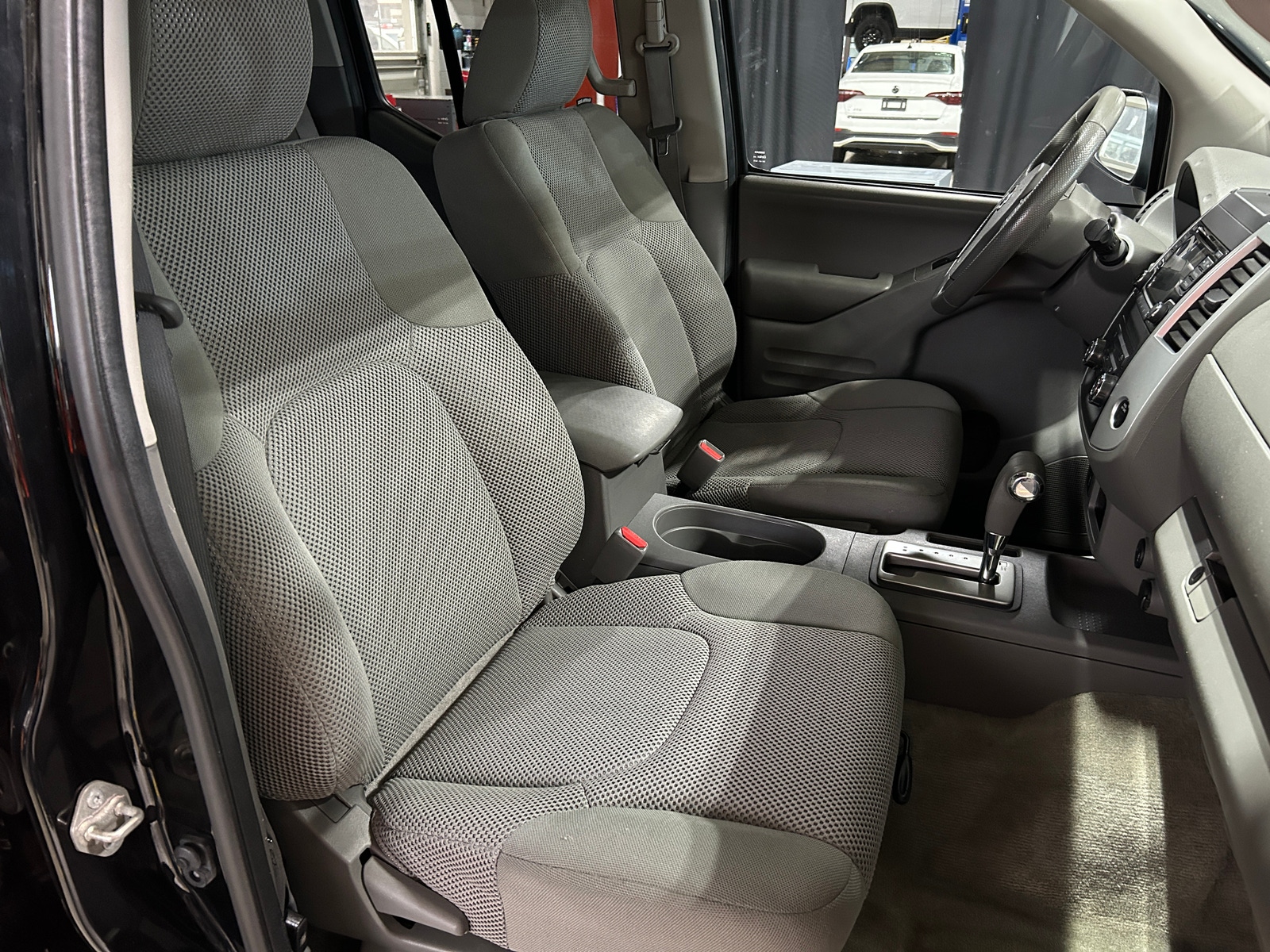 Thumbnail: 2017 Nissan Frontier - 2