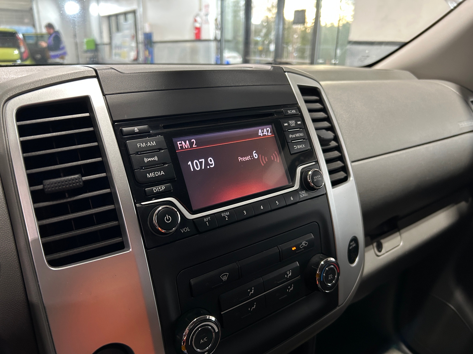 Thumbnail: 2017 Nissan Frontier - 4