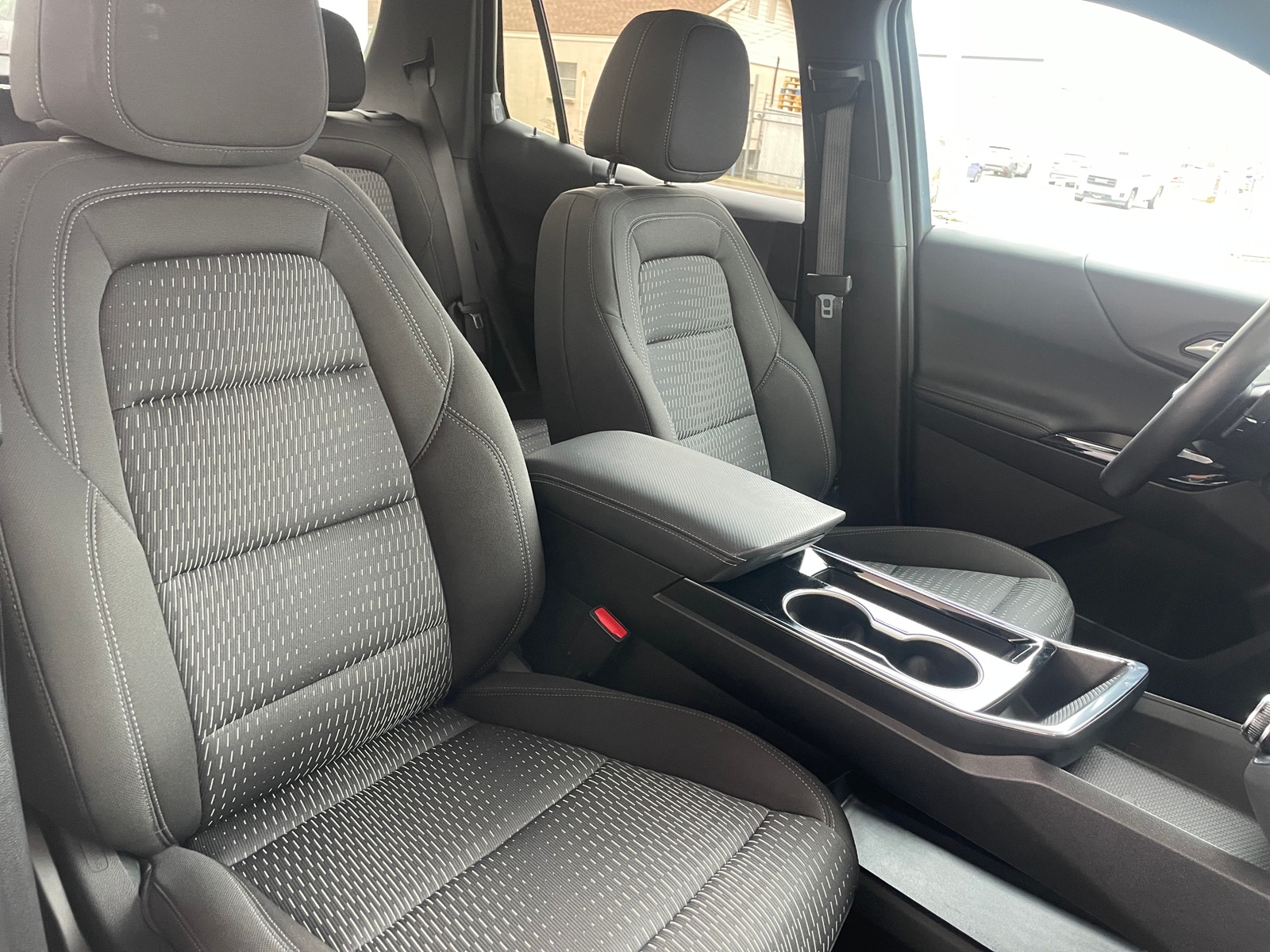 Thumbnail: 2025 Chevrolet Equinox - 2