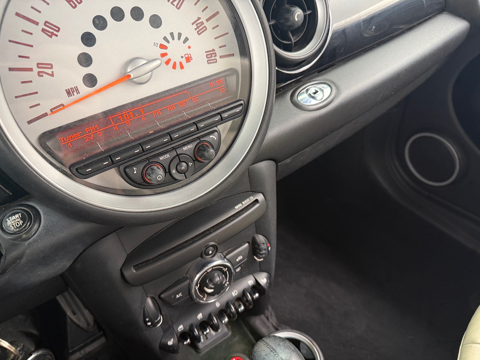 Thumbnail: 2014 MINI Cooper Convertible - 3