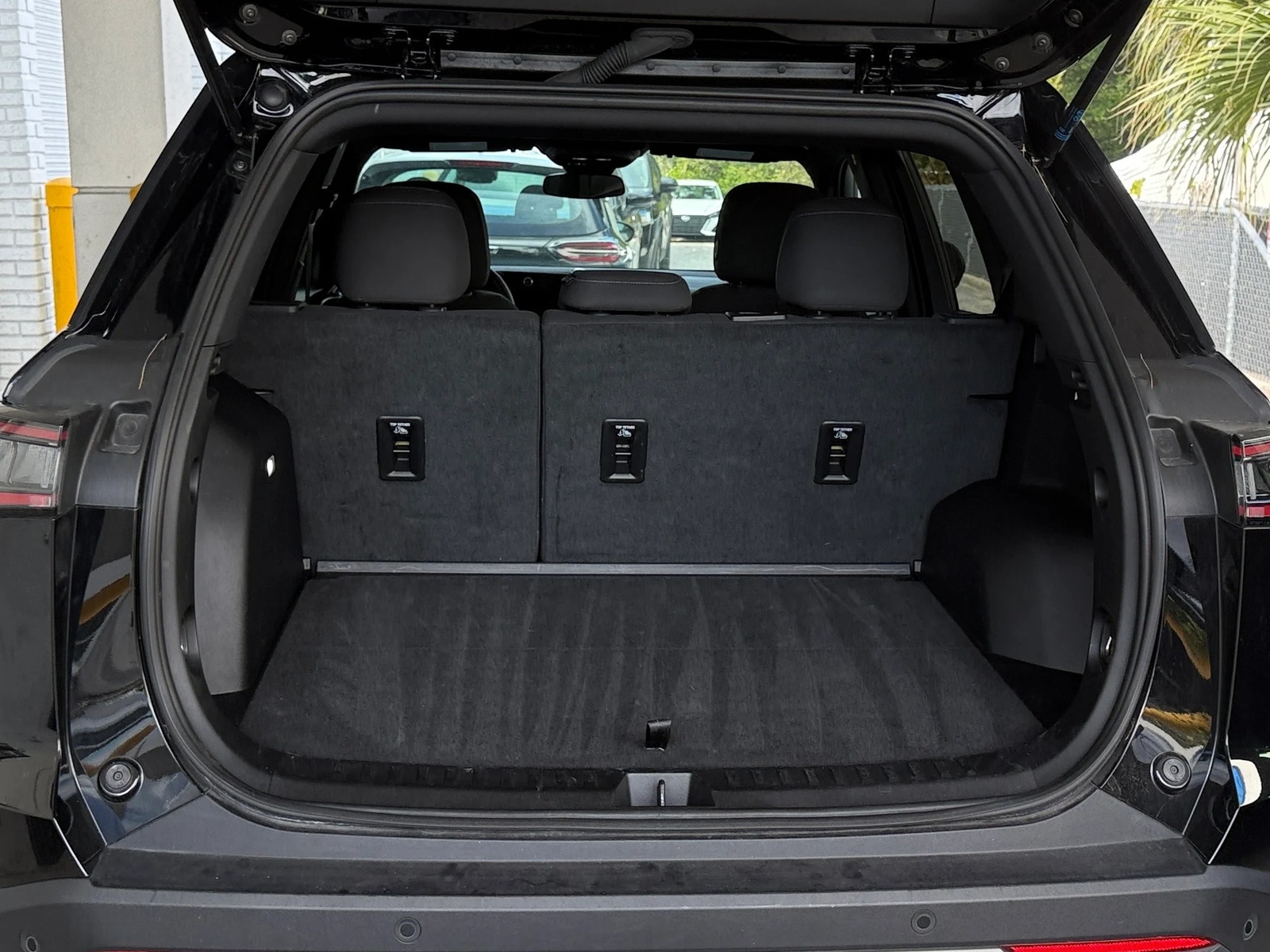 Thumbnail: 2025 Chevrolet Equinox - 6