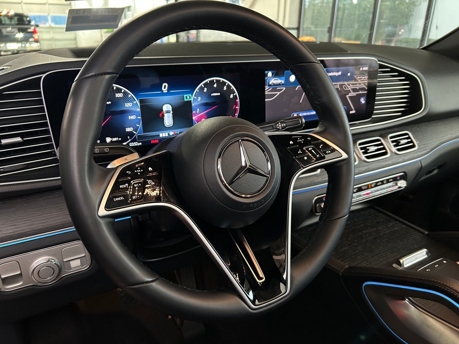 Thumbnail: 2025 Mercedes-Benz GLE - 4