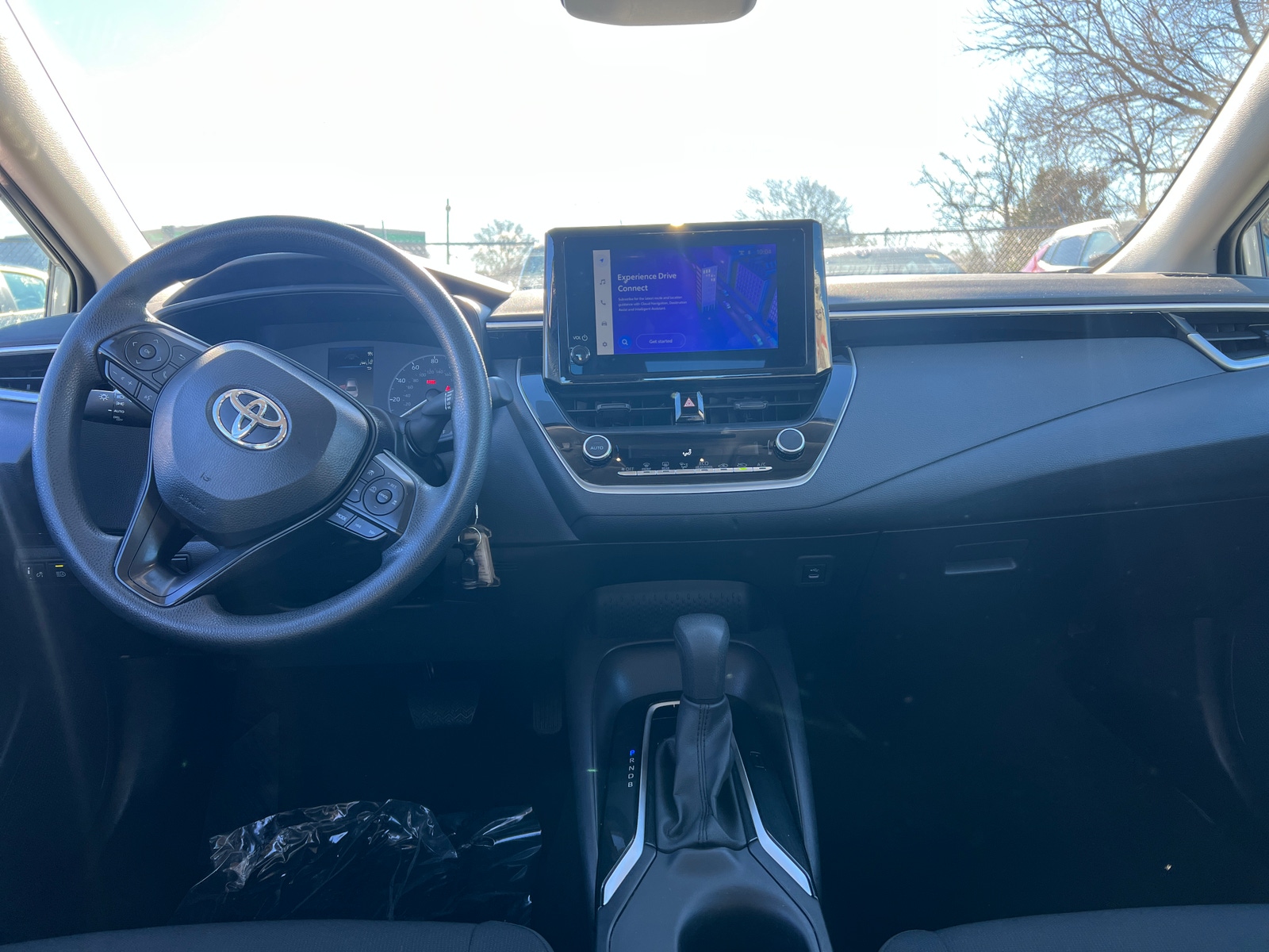 Thumbnail: 2025 Toyota Corolla - 3