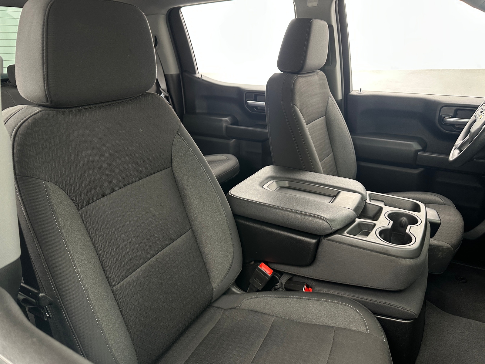 Thumbnail: 2024 Chevrolet Silverado 1500 - 2