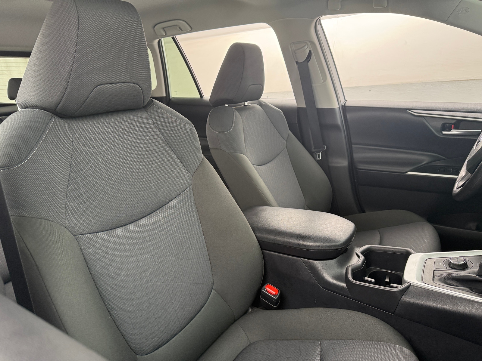 Thumbnail: 2025 Toyota RAV4 - 2