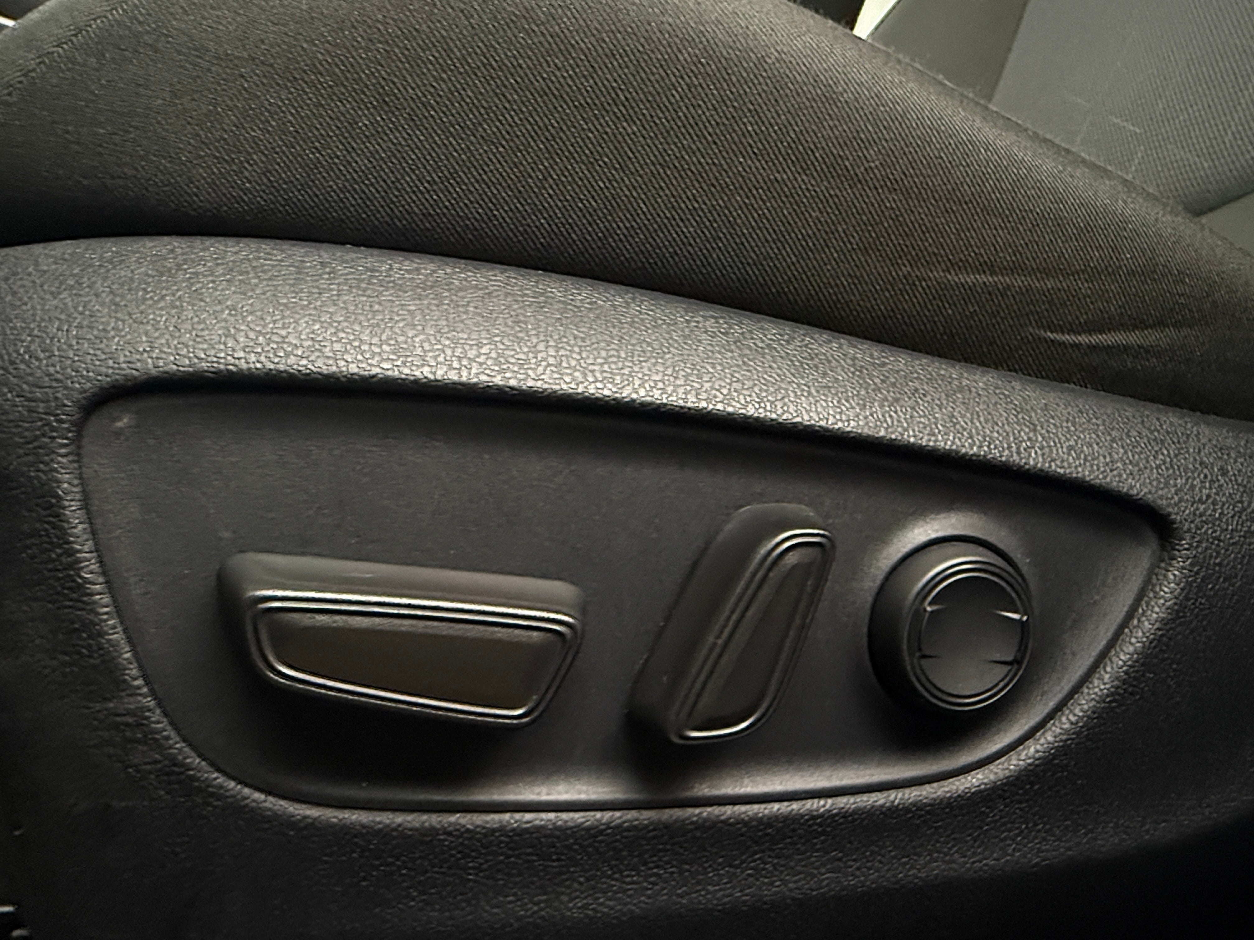 Used 2025 Toyota RAV4 XLE with VIN 4T3RWRFV2SU172834 for sale in Northfield, Minnesota