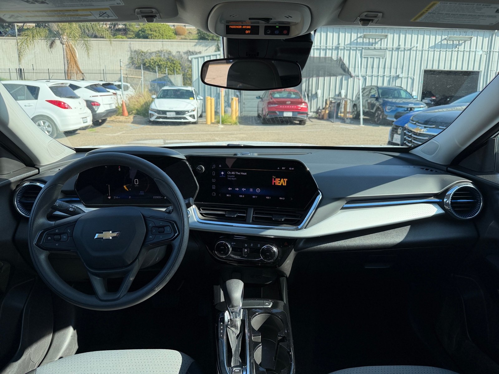 Thumbnail: 2025 Chevrolet Trax - 3