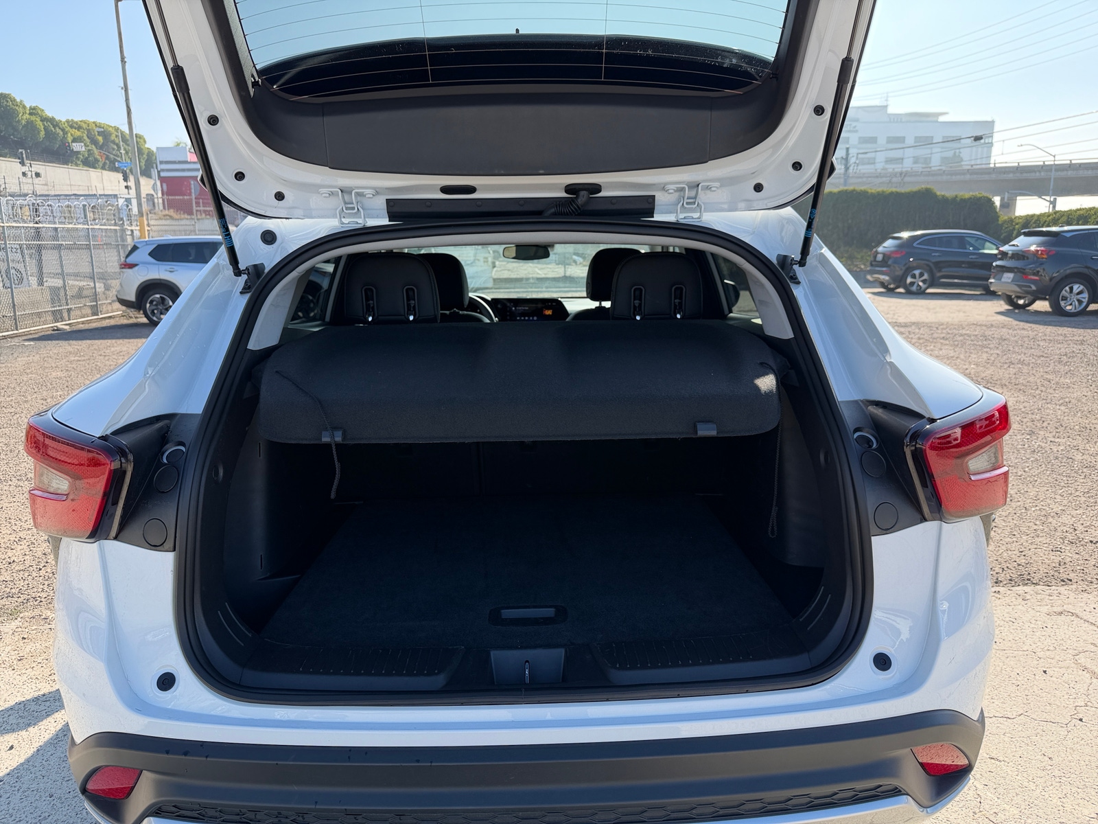 Thumbnail: 2025 Chevrolet Trax - 6