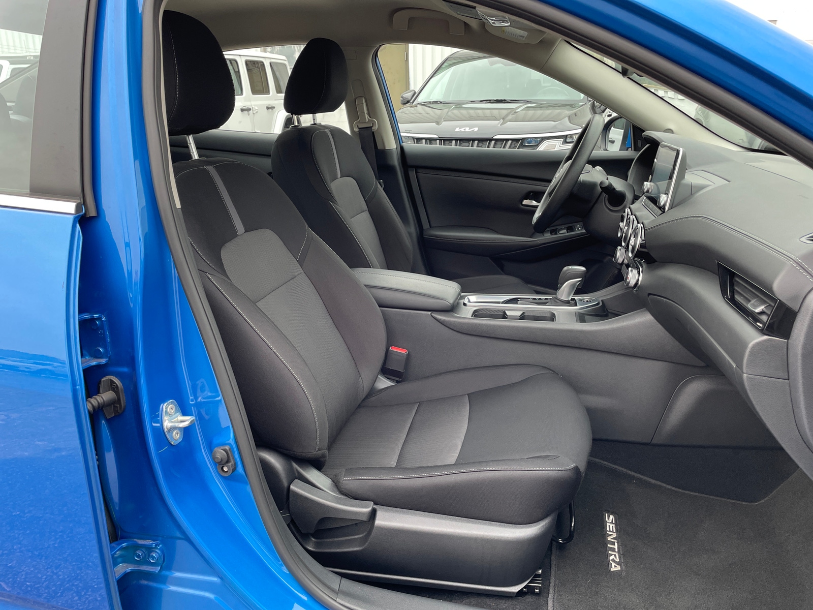 Thumbnail: 2025 Nissan Sentra - 2