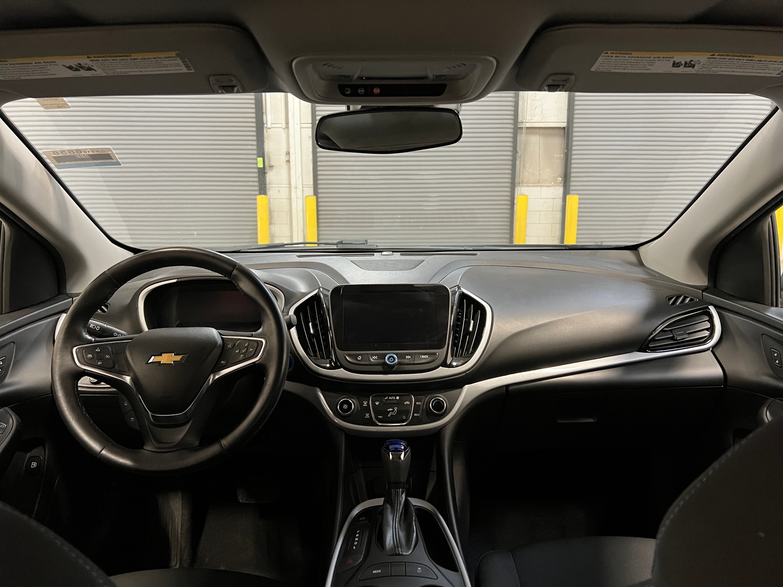 Thumbnail: 2016 Chevrolet Volt - 3