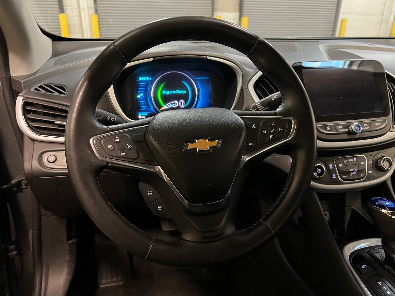 Thumbnail: 2016 Chevrolet Volt - 5