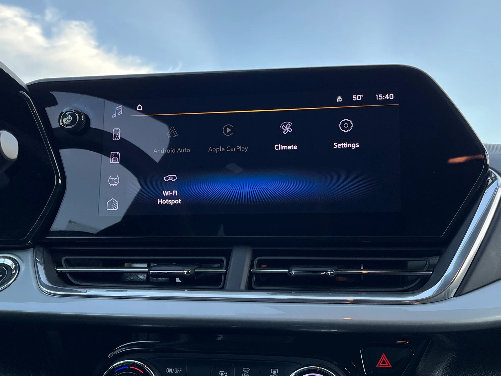 Thumbnail: 2025 Chevrolet Trax - 4