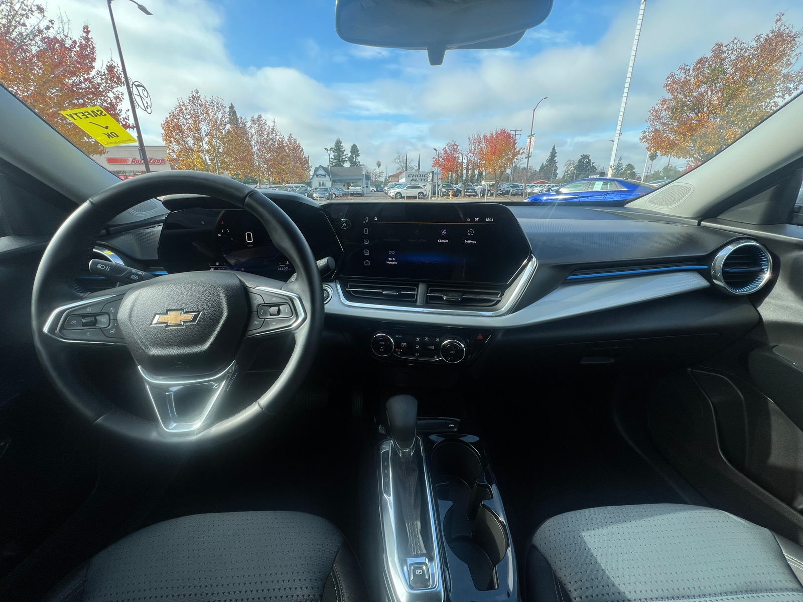 Thumbnail: 2025 Chevrolet Trax - 3