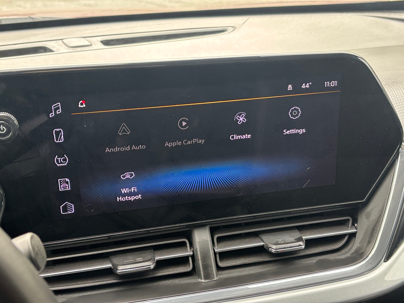 Thumbnail: 2025 Chevrolet Trax - 4