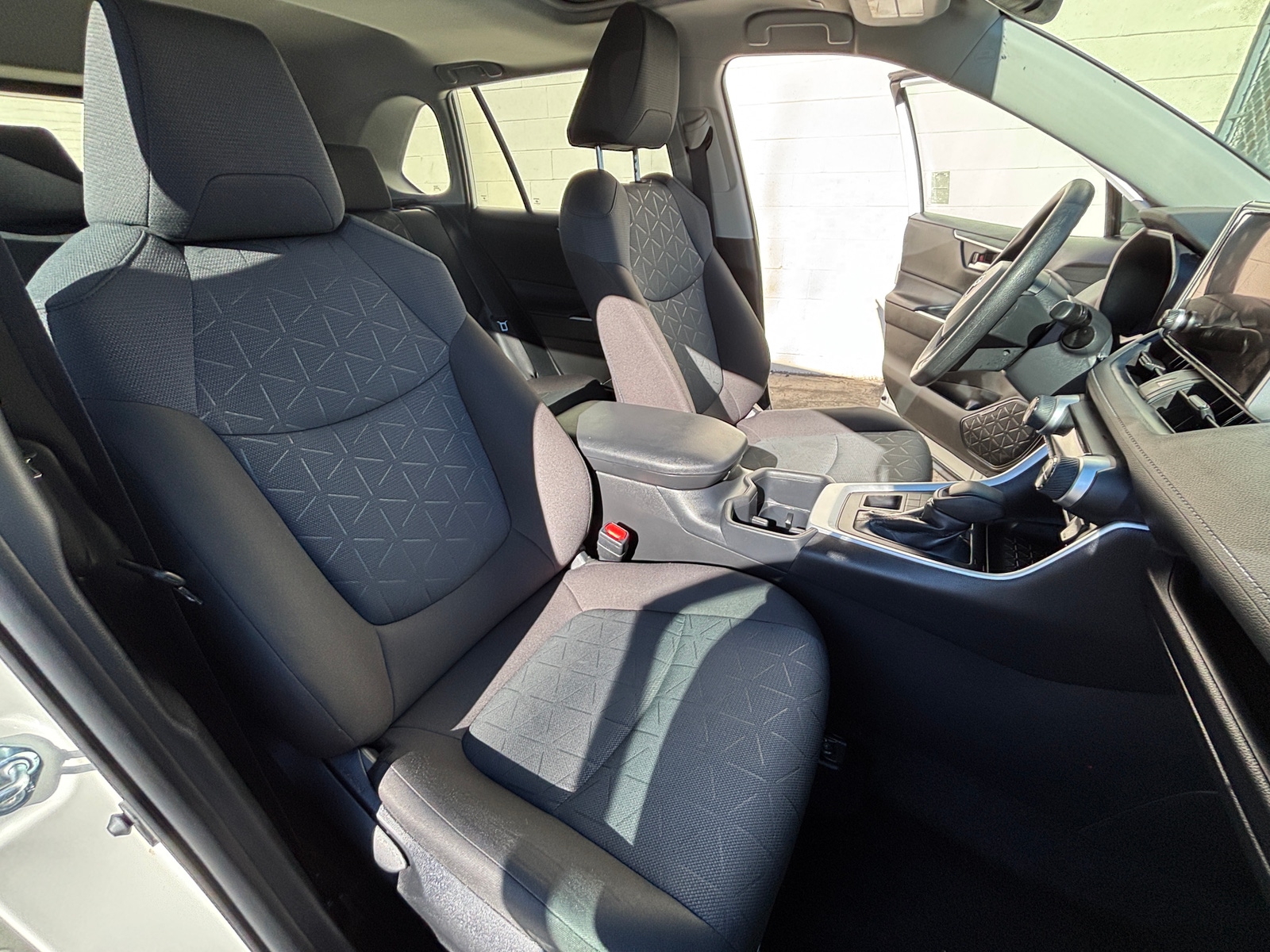 Thumbnail: 2025 Toyota RAV4 - 2