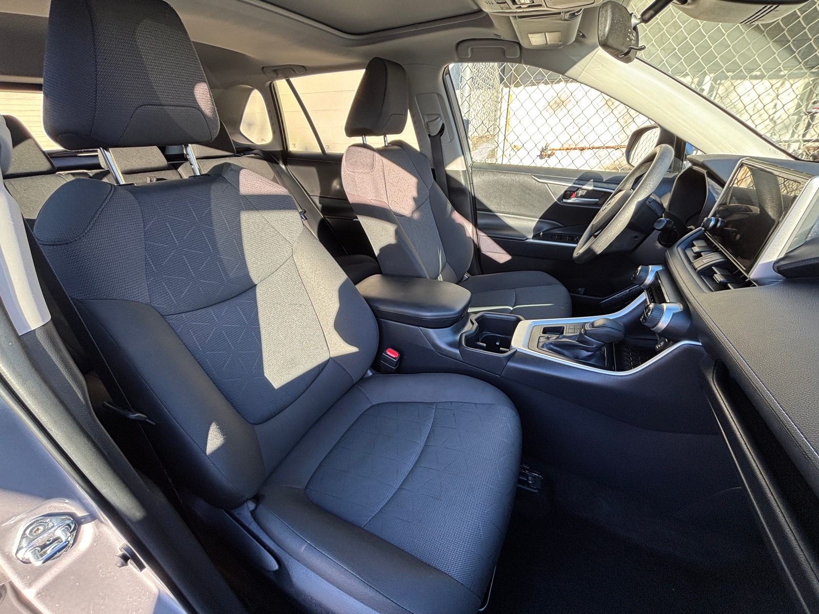 Thumbnail: 2025 Toyota RAV4 - 2