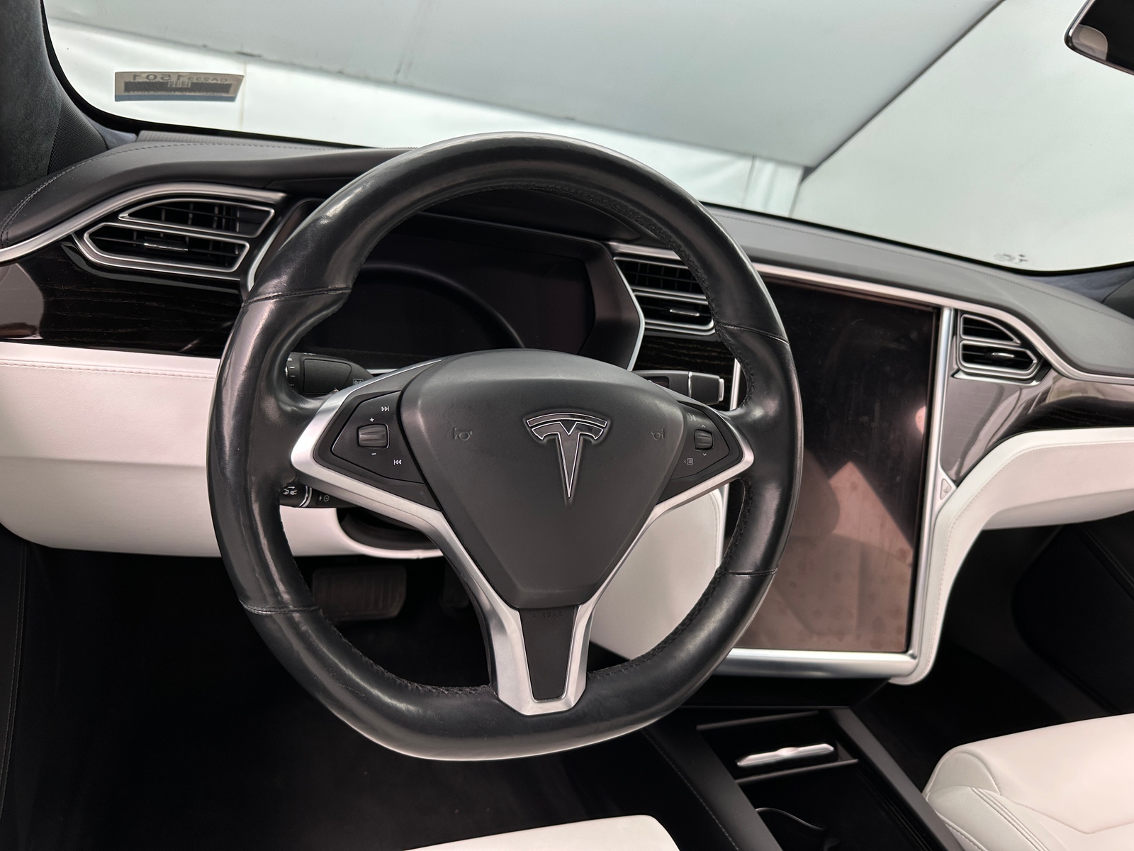Thumbnail: 2017 Tesla Model S - 4