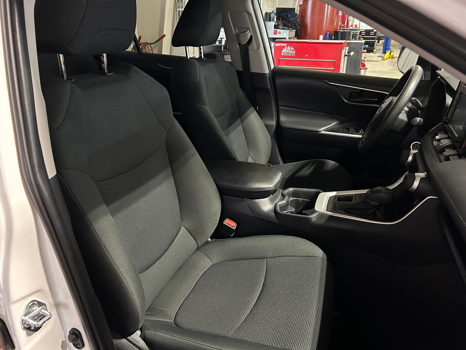 Thumbnail: 2021 Toyota RAV4 - 2