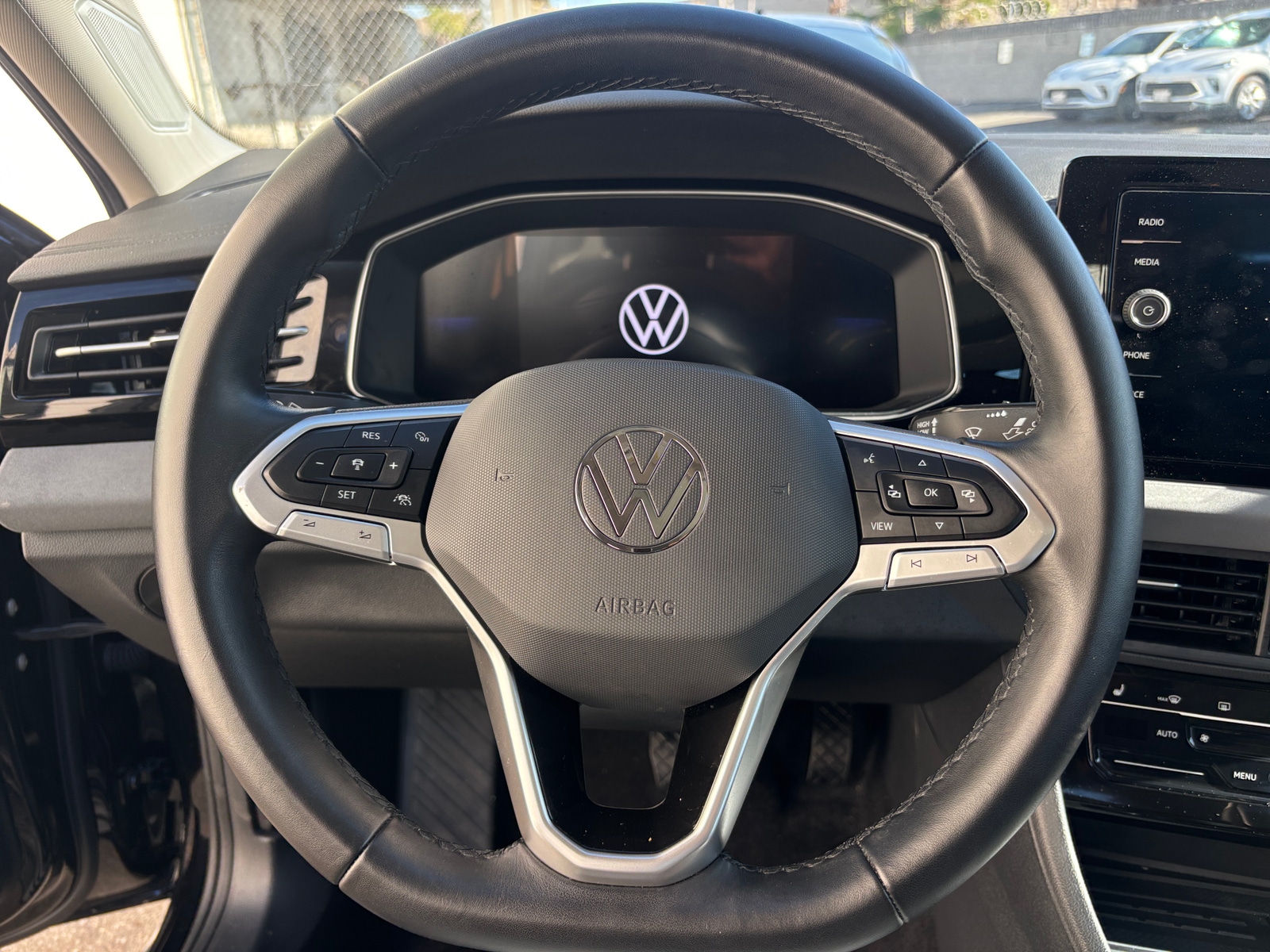 Thumbnail: 2025 Volkswagen Jetta - 4