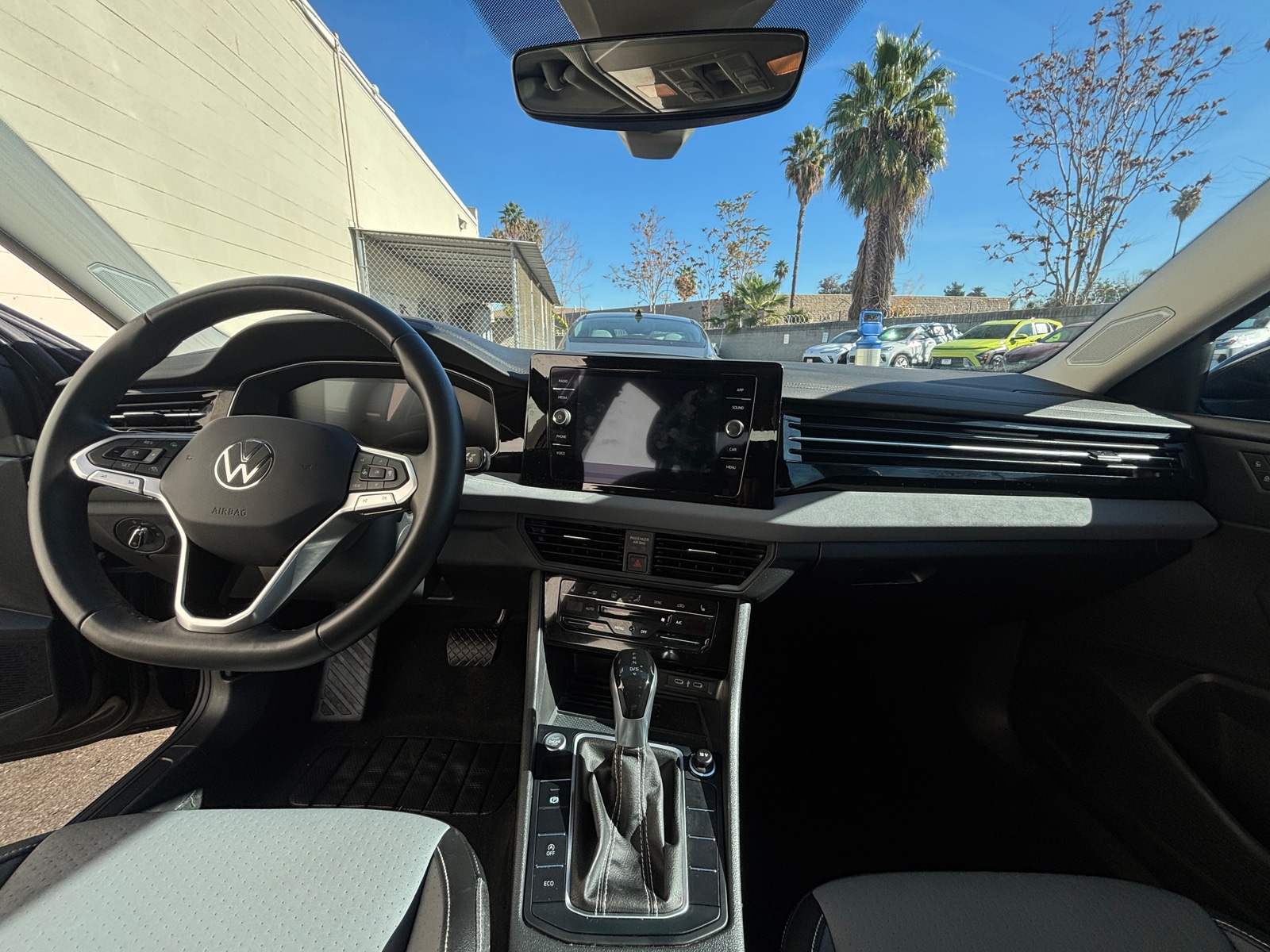 Thumbnail: 2025 Volkswagen Jetta - 2