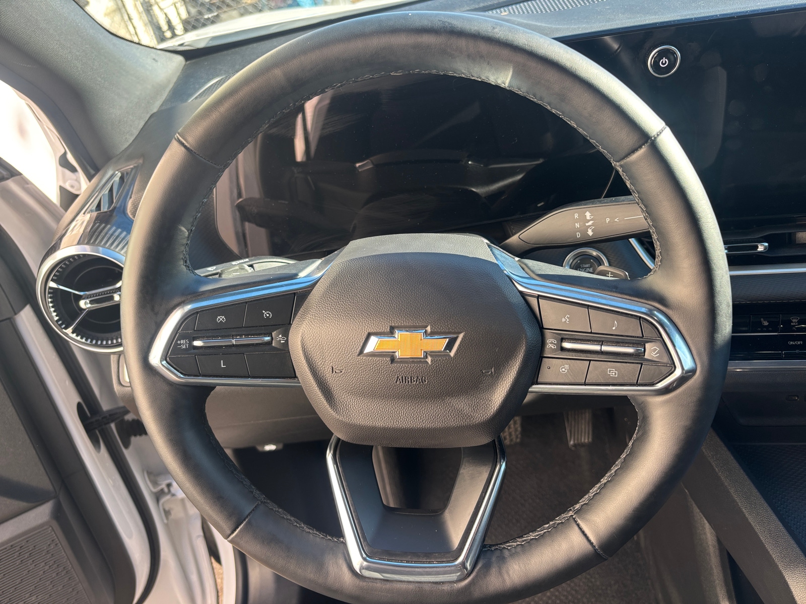 Thumbnail: 2025 Chevrolet Equinox - 5