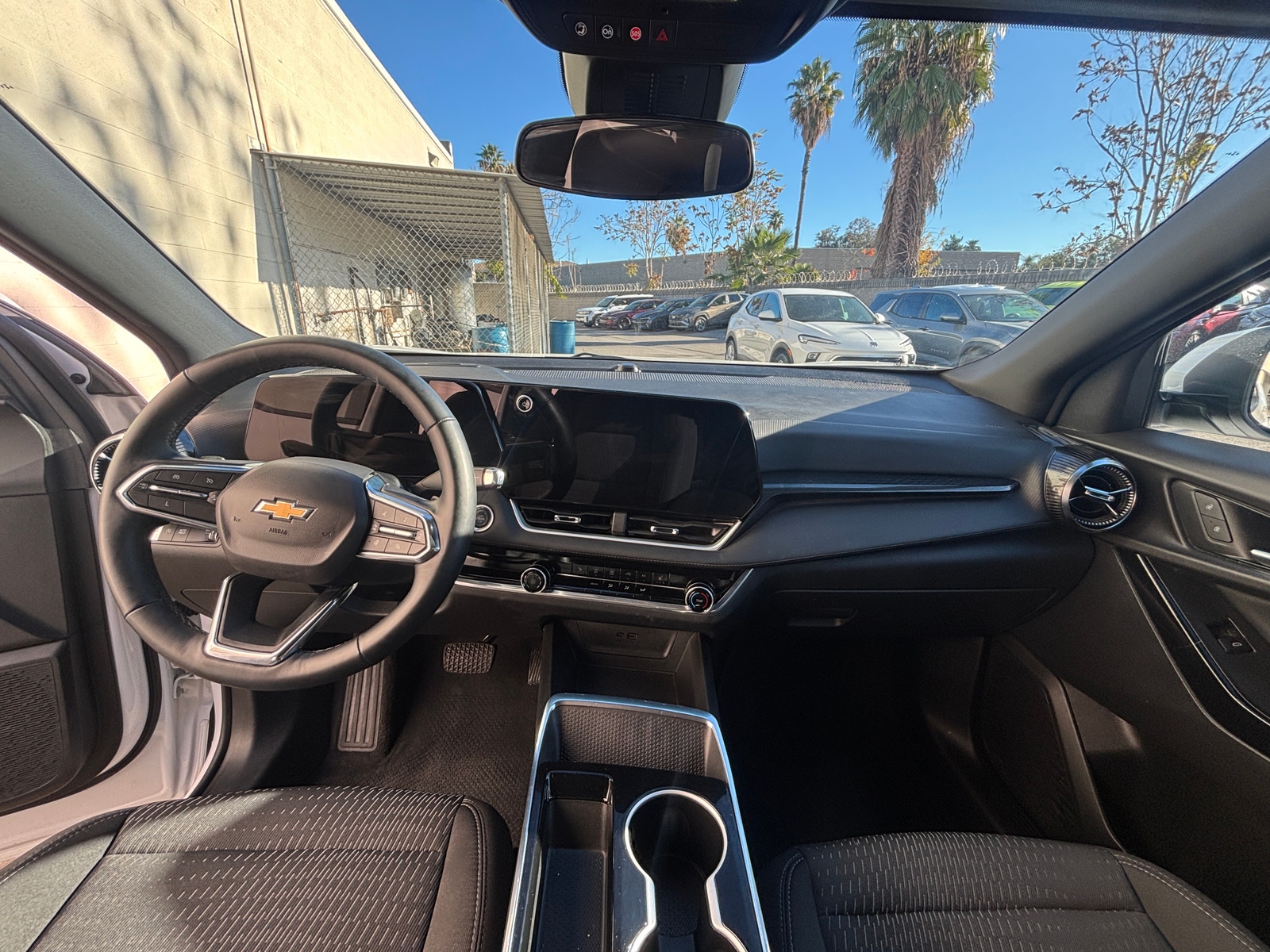 Thumbnail: 2025 Chevrolet Equinox - 3