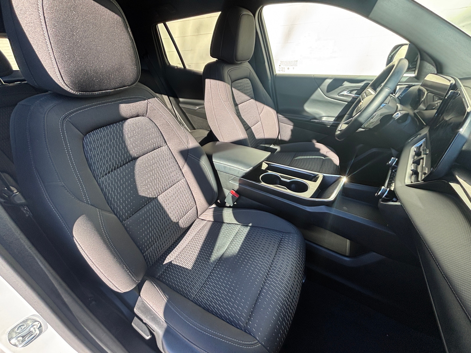 Thumbnail: 2025 Chevrolet Equinox - 2