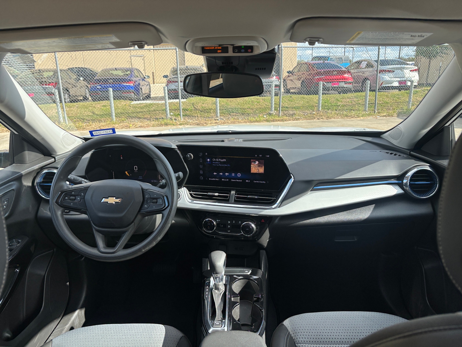 Thumbnail: 2025 Chevrolet Trax - 3