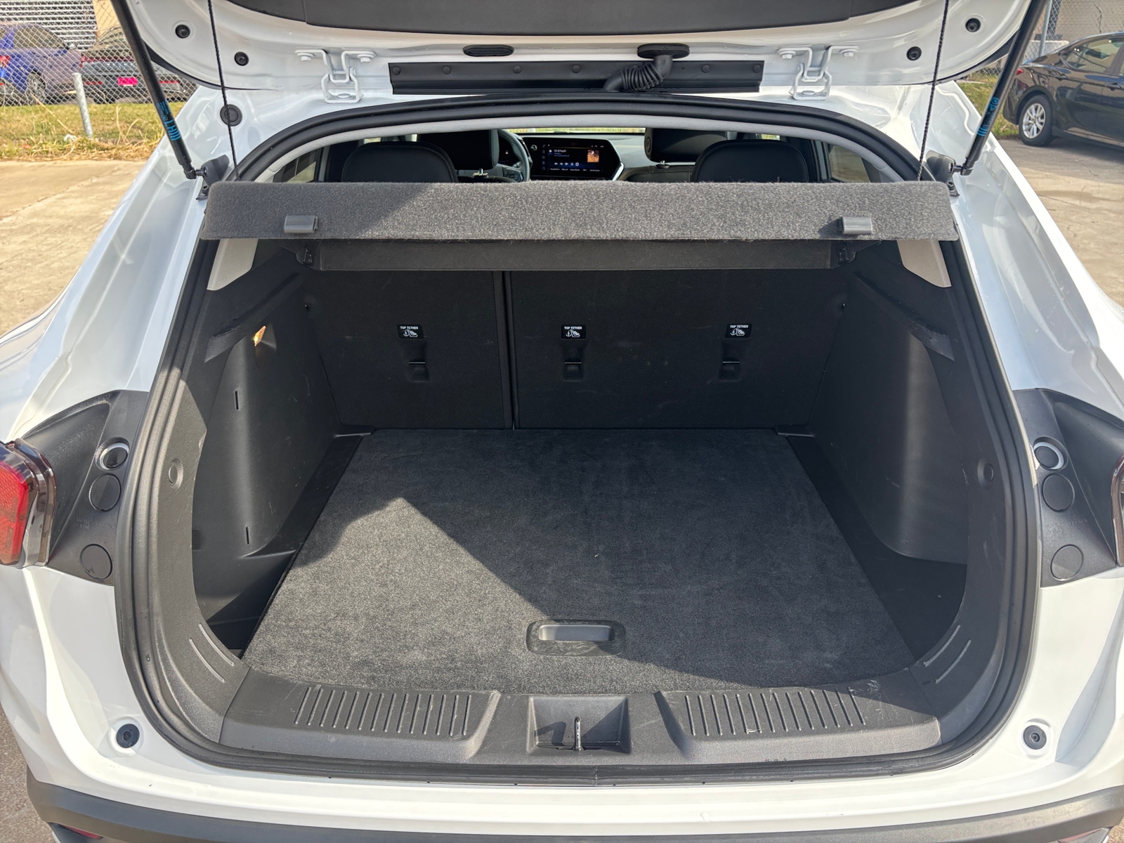 Thumbnail: 2025 Chevrolet Trax - 6