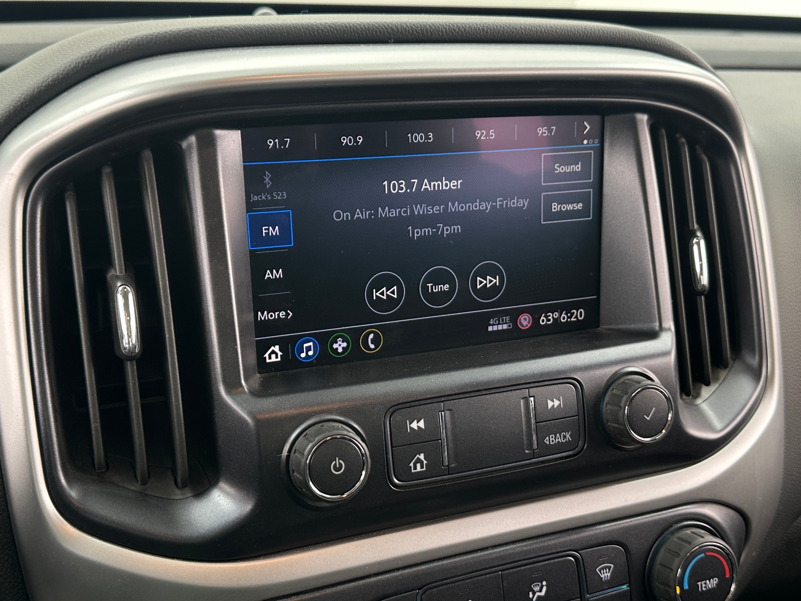 Thumbnail: 2021 Chevrolet Colorado - 4