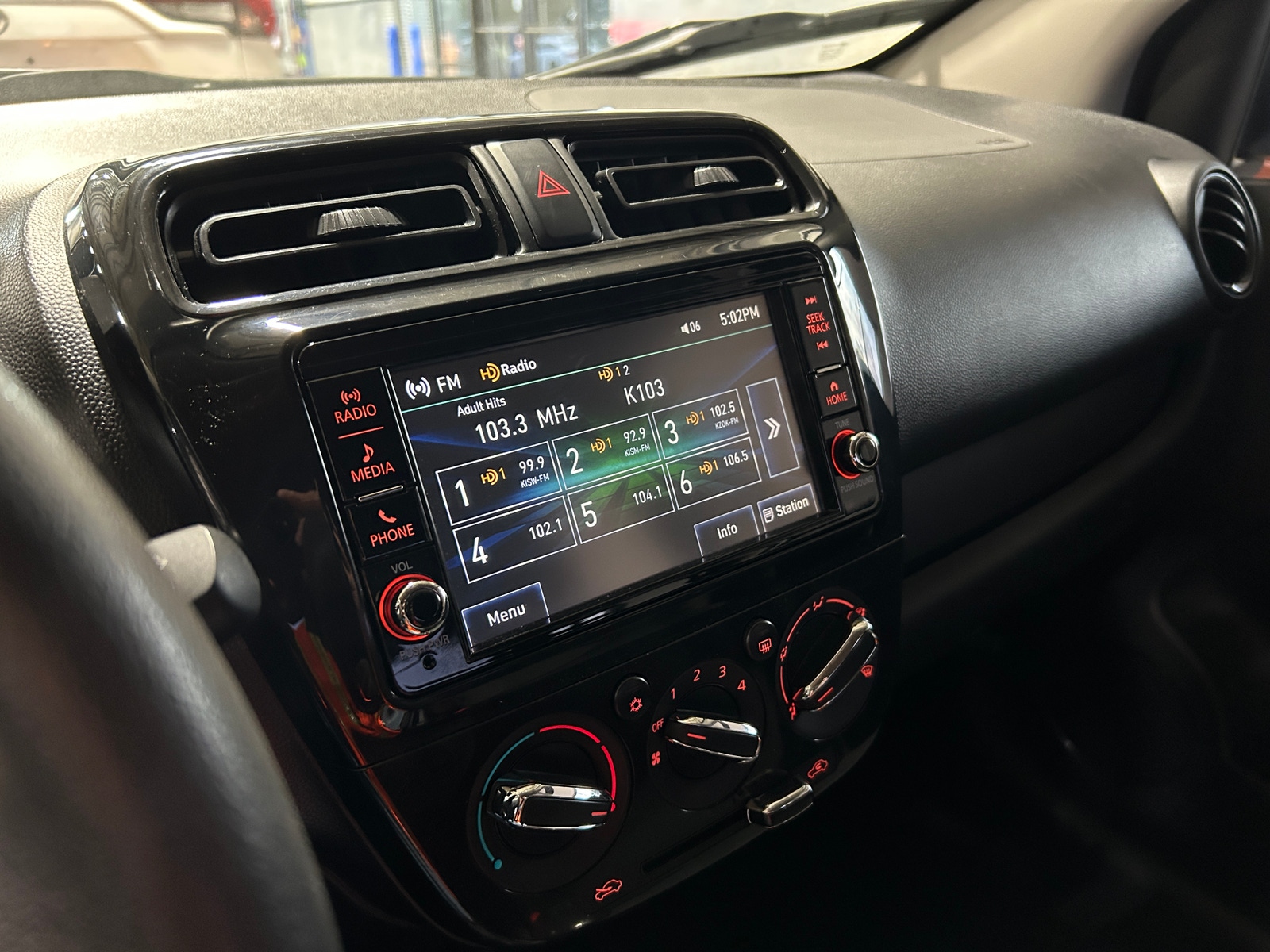 Thumbnail: 2019 Mitsubishi Mirage G4 - 4