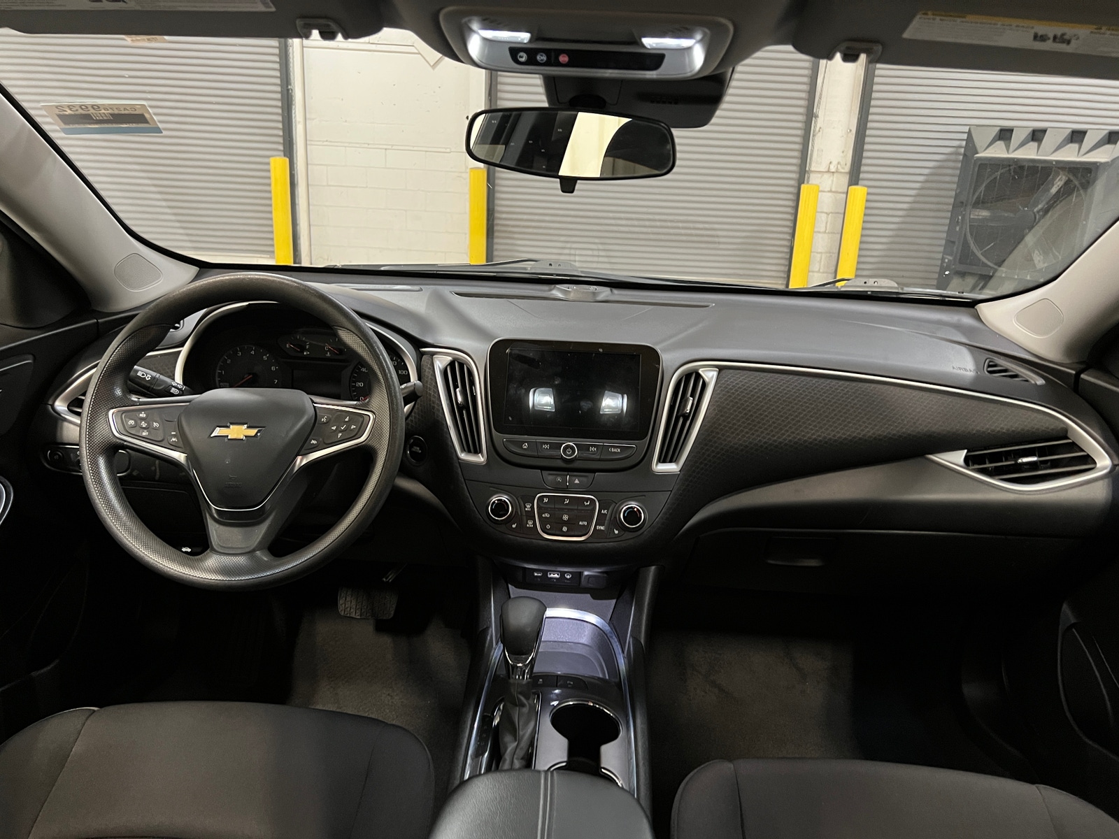 Thumbnail: 2024 Chevrolet Malibu - 3