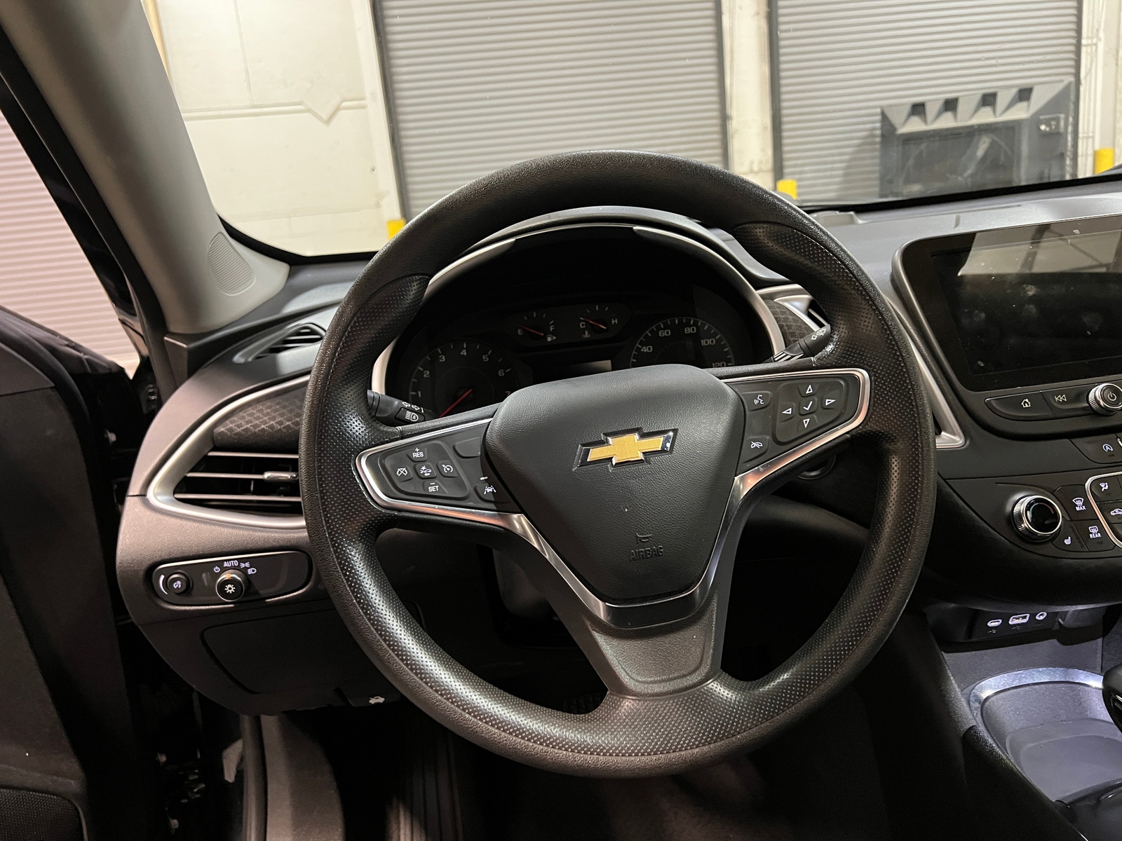 Thumbnail: 2024 Chevrolet Malibu - 5