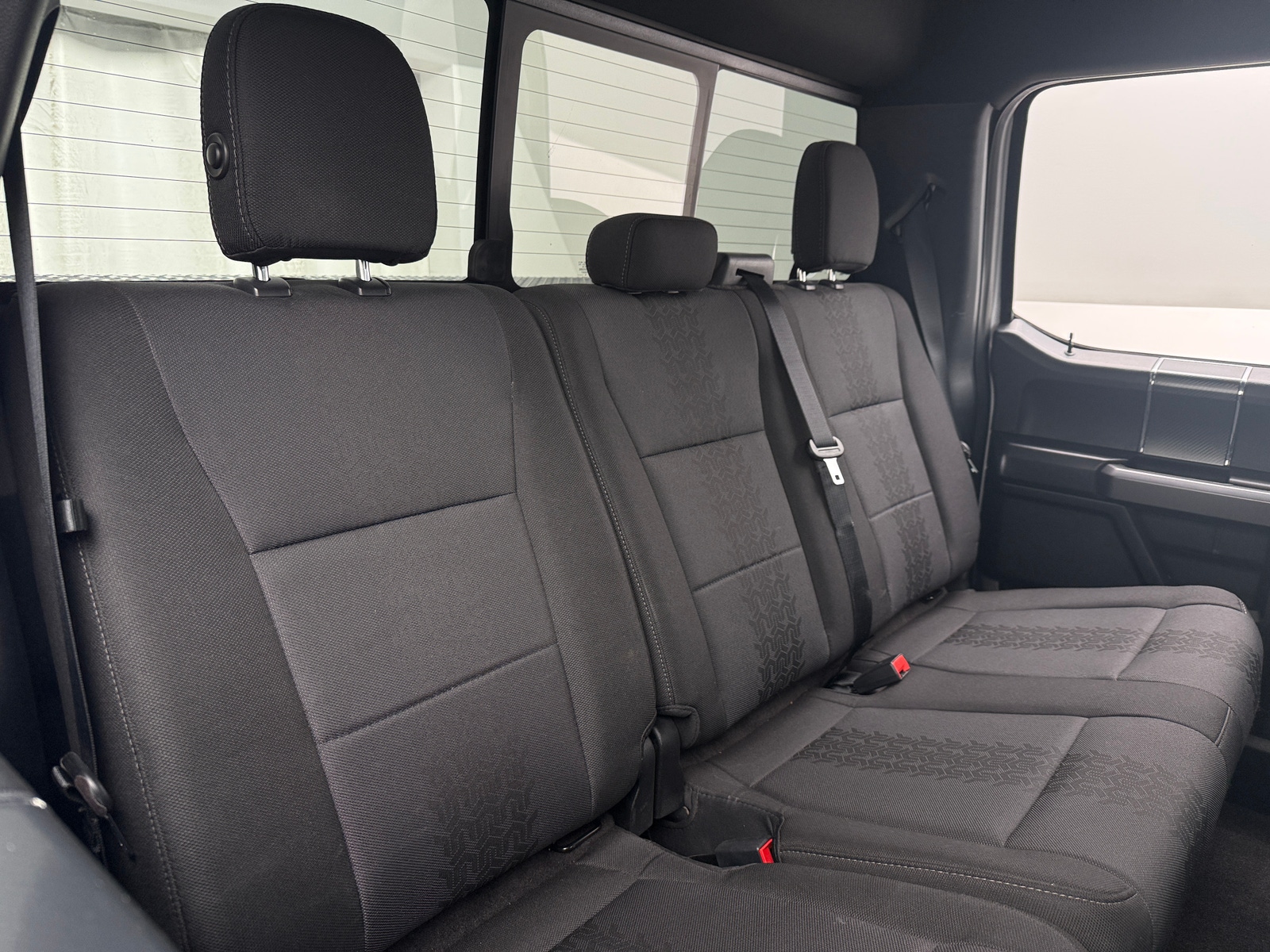 Thumbnail: 2019 Ford Econoline - 6