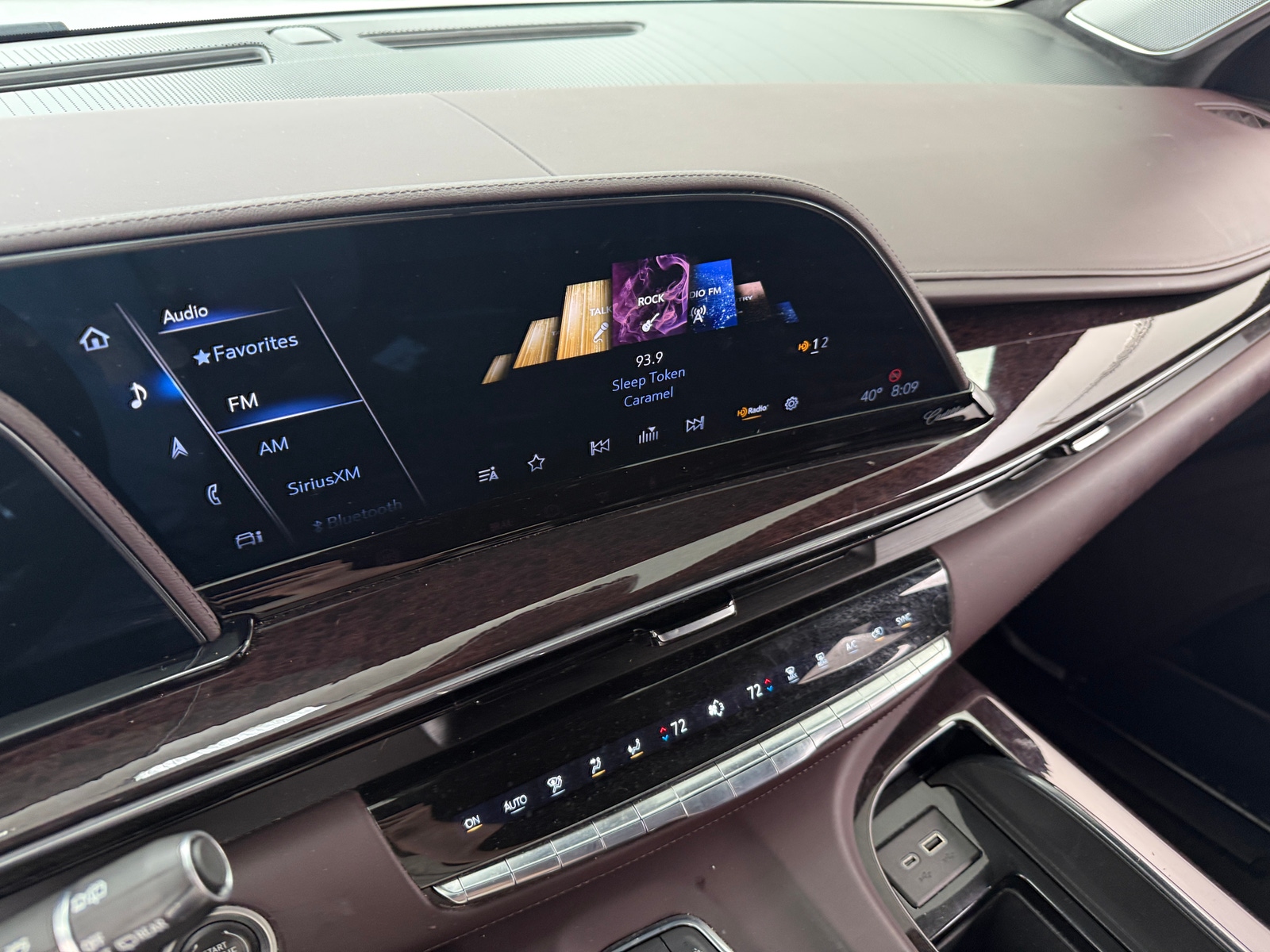 Thumbnail: 2022 Cadillac Escalade - 3