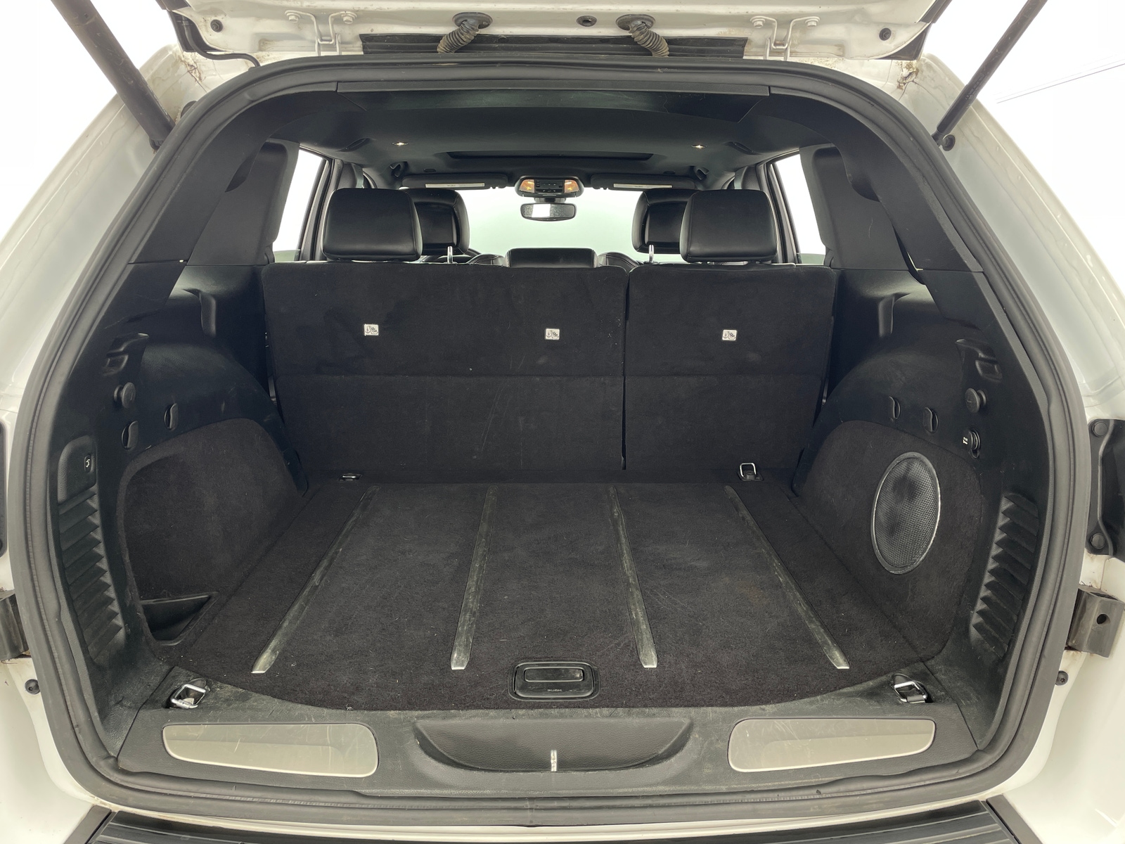 Thumbnail: 2017 Jeep Grand Cherokee - 6