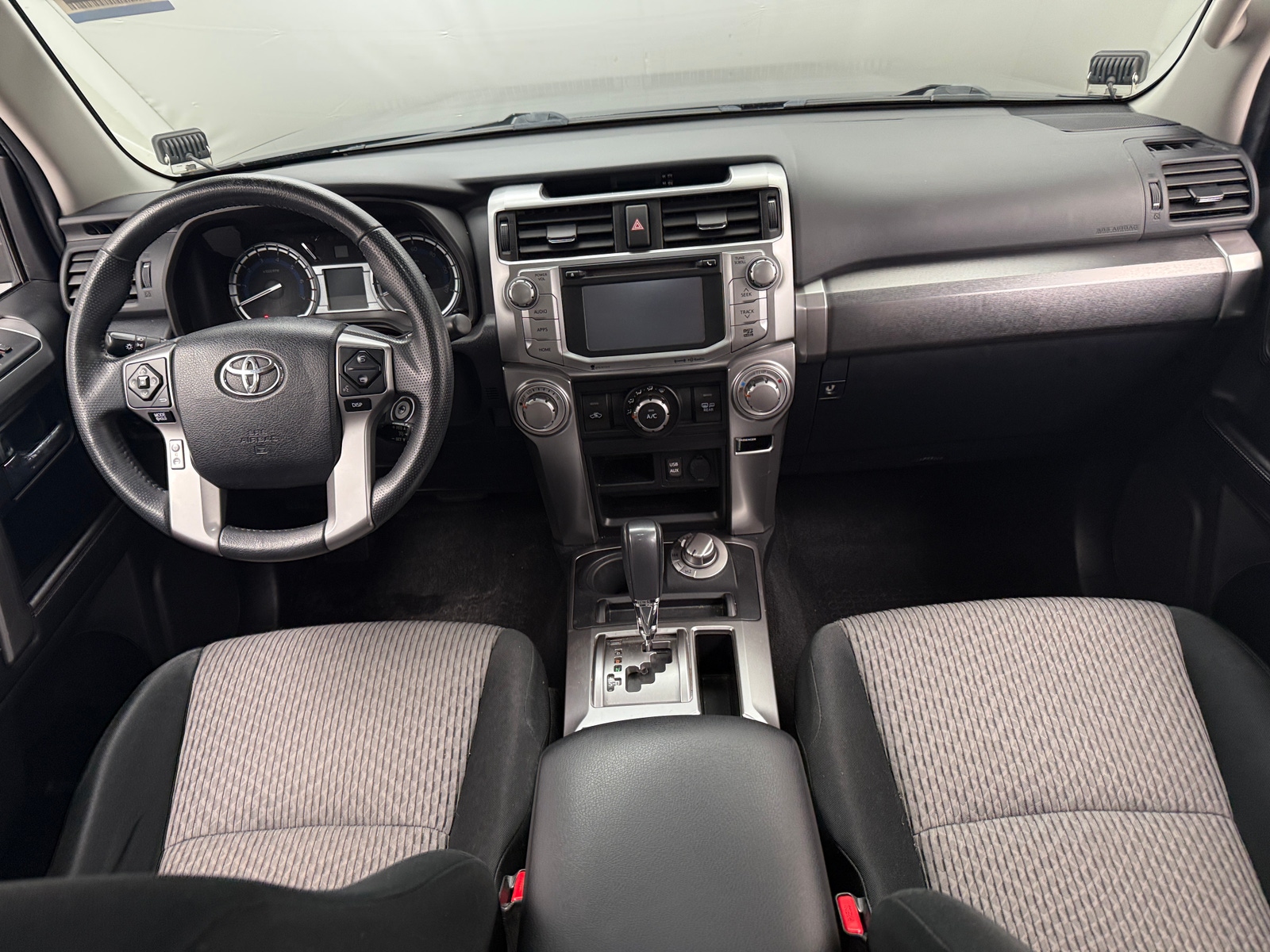 Thumbnail: 2017 Toyota 4Runner - 3