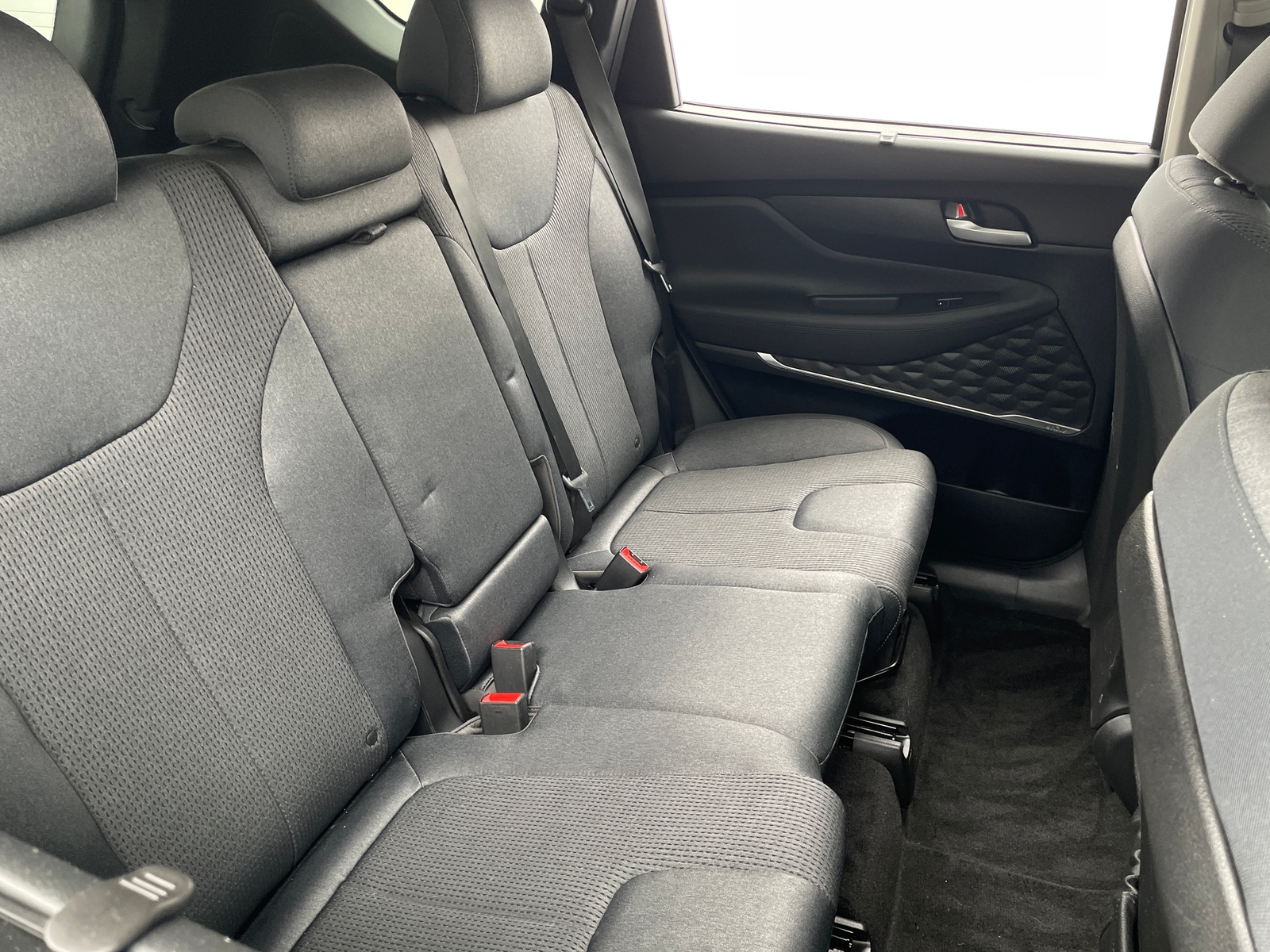 Thumbnail: 2019 Hyundai Santa Fe - 6