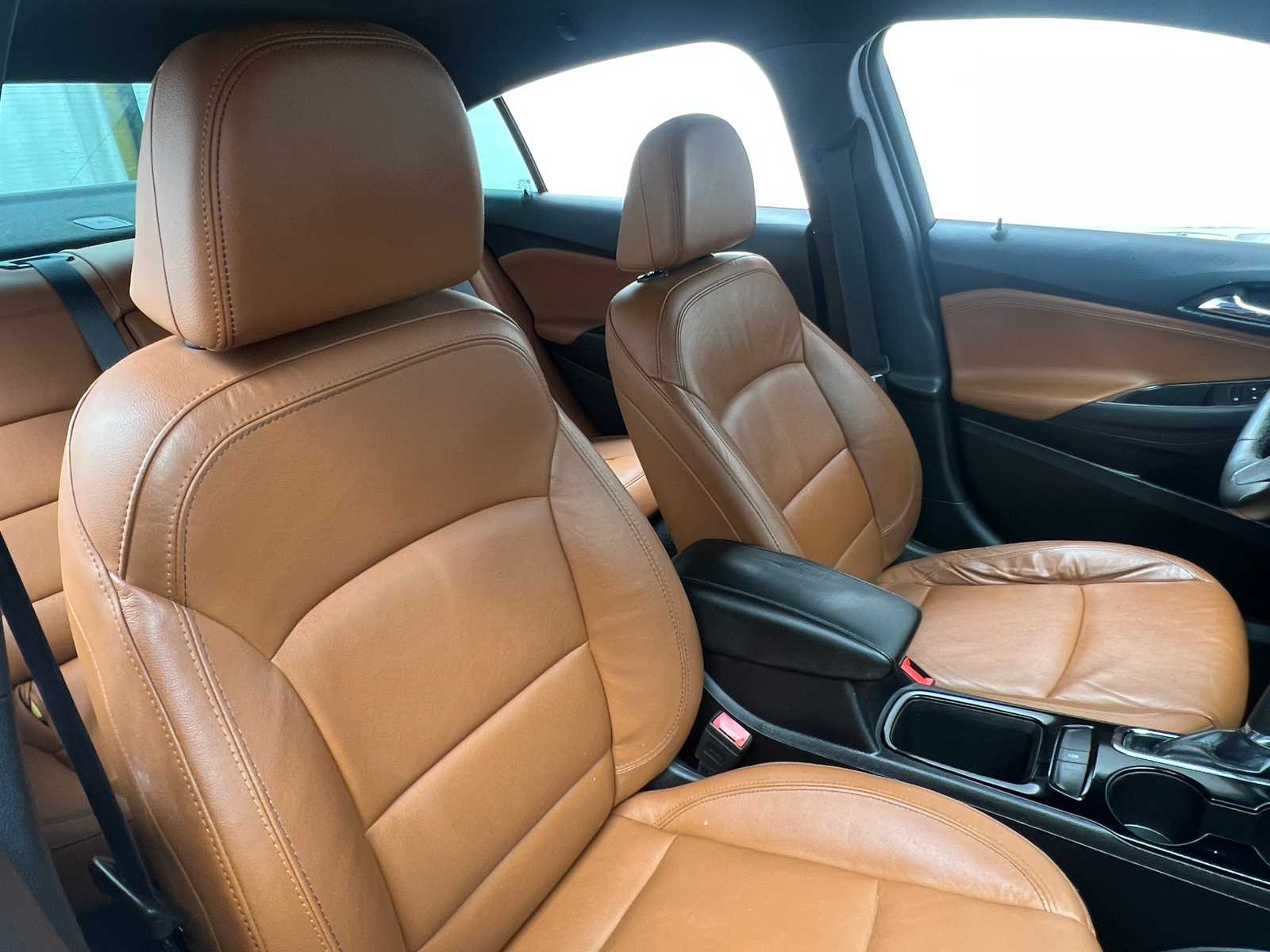 Thumbnail: 2017 Chevrolet Cruze - 2