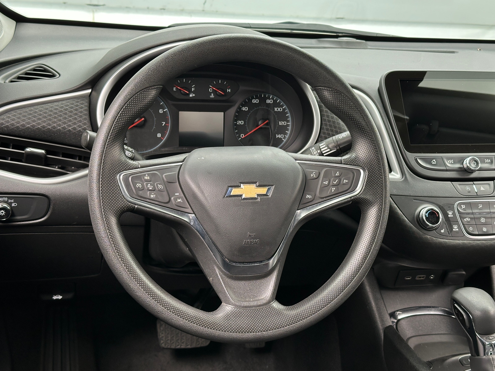 Thumbnail: 2024 Chevrolet Malibu - 5