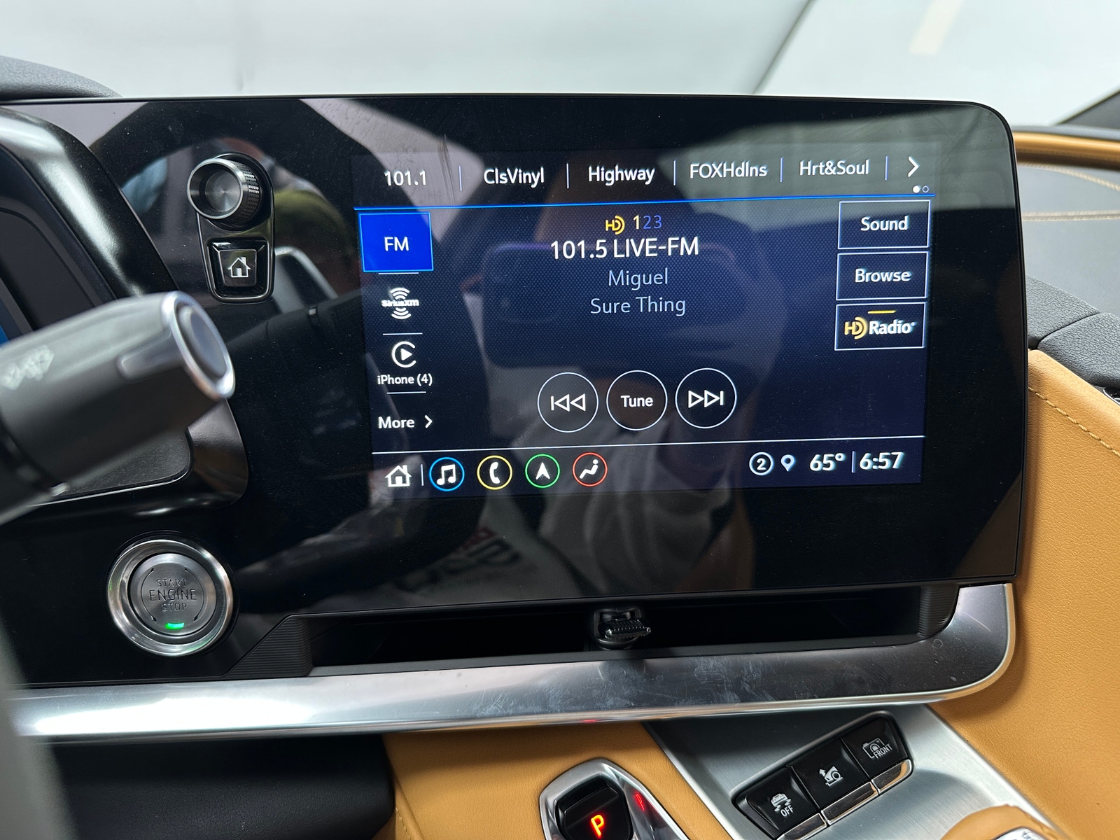 Thumbnail: 2021 Chevrolet Corvette - 3