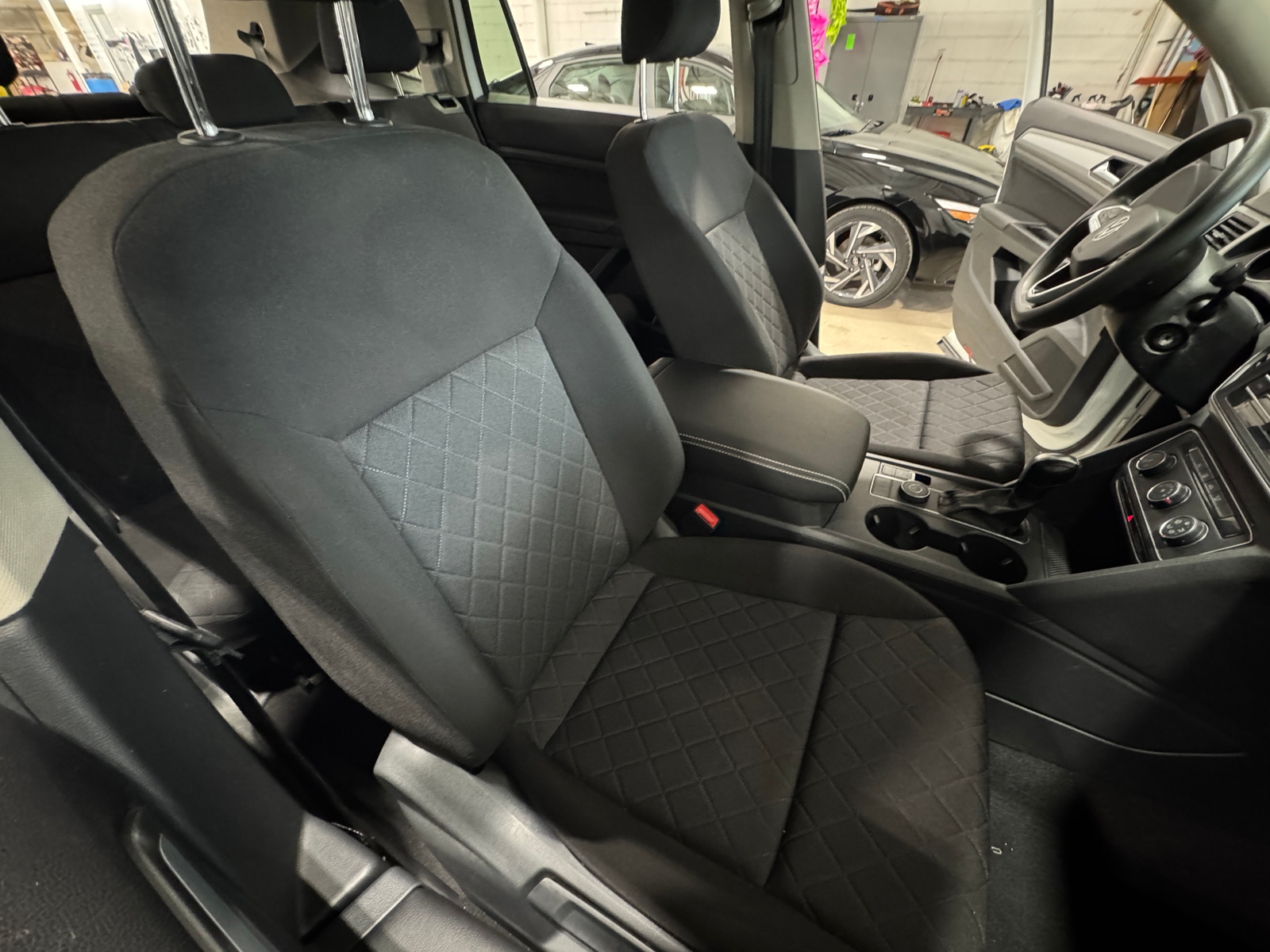 Thumbnail: 2021 Volkswagen Atlas - 2