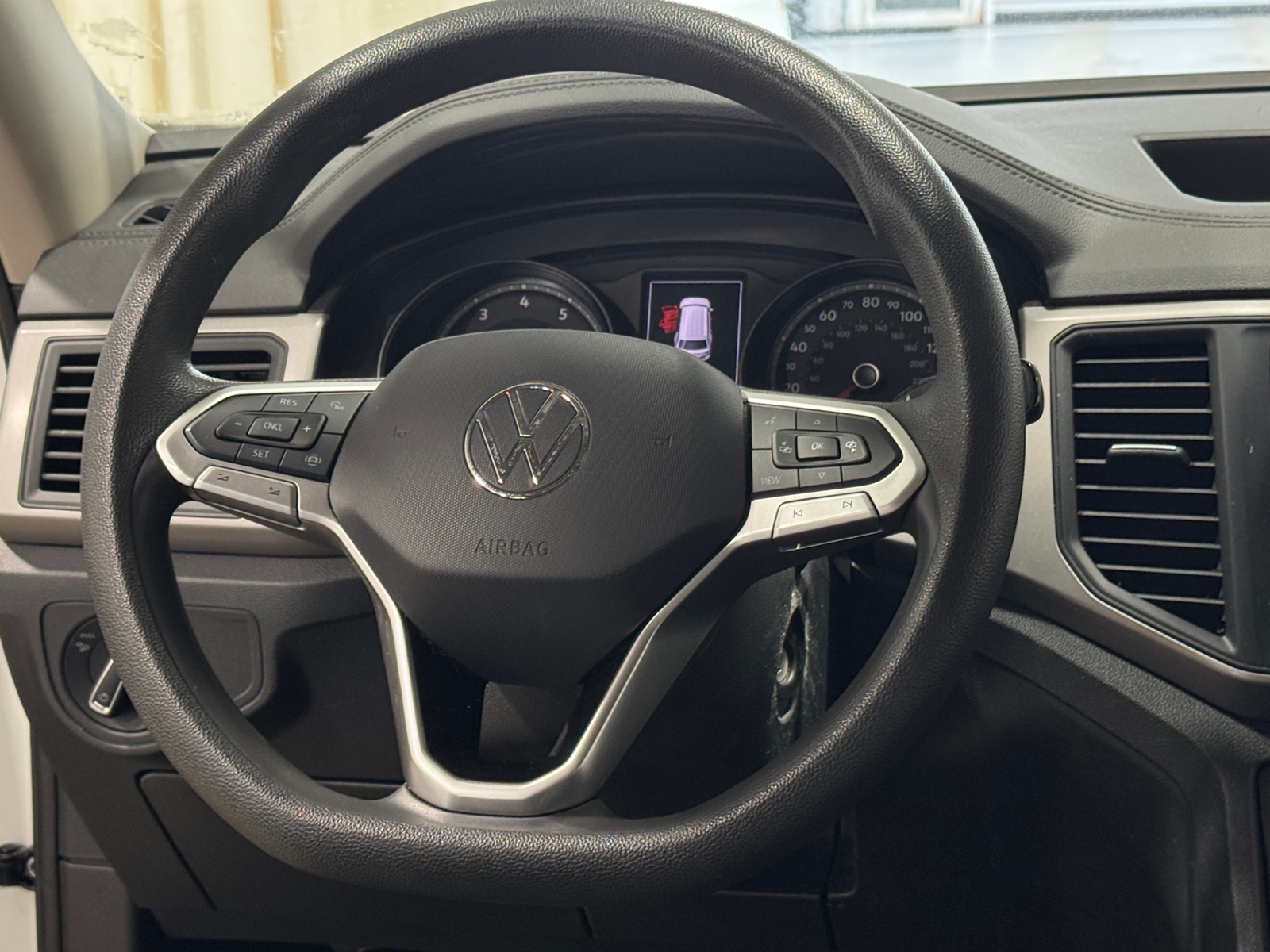 Thumbnail: 2021 Volkswagen Atlas - 5