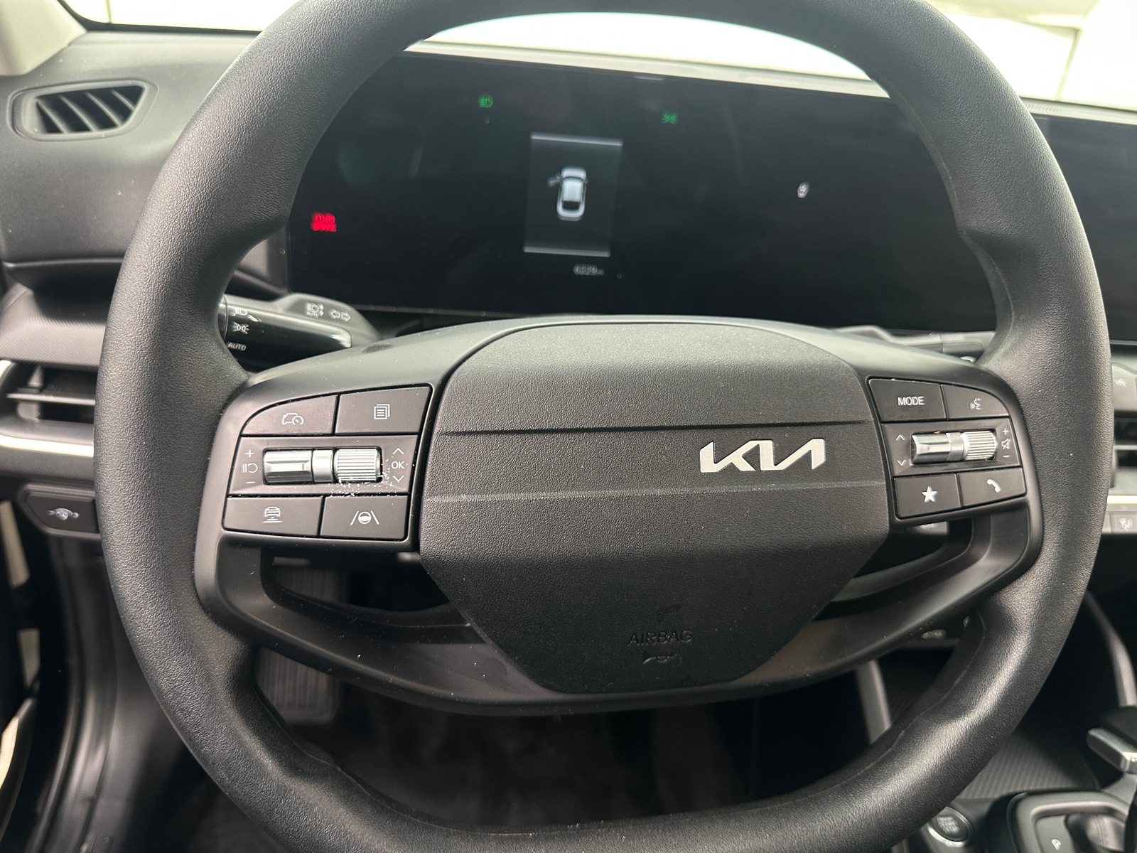 Thumbnail: 2025 Kia K4 - 5