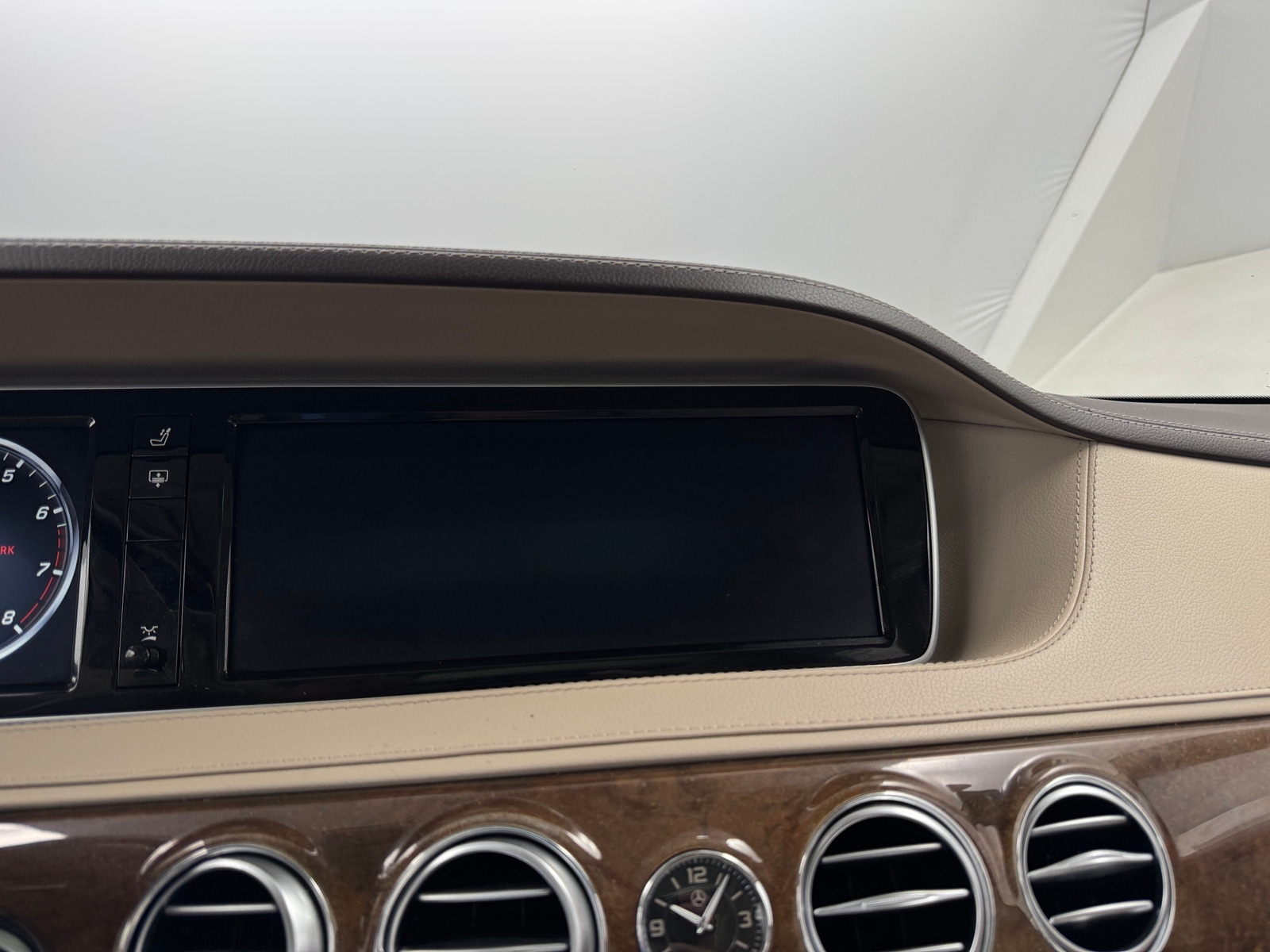 Thumbnail: 2017 Mercedes-Benz S-Class - 3