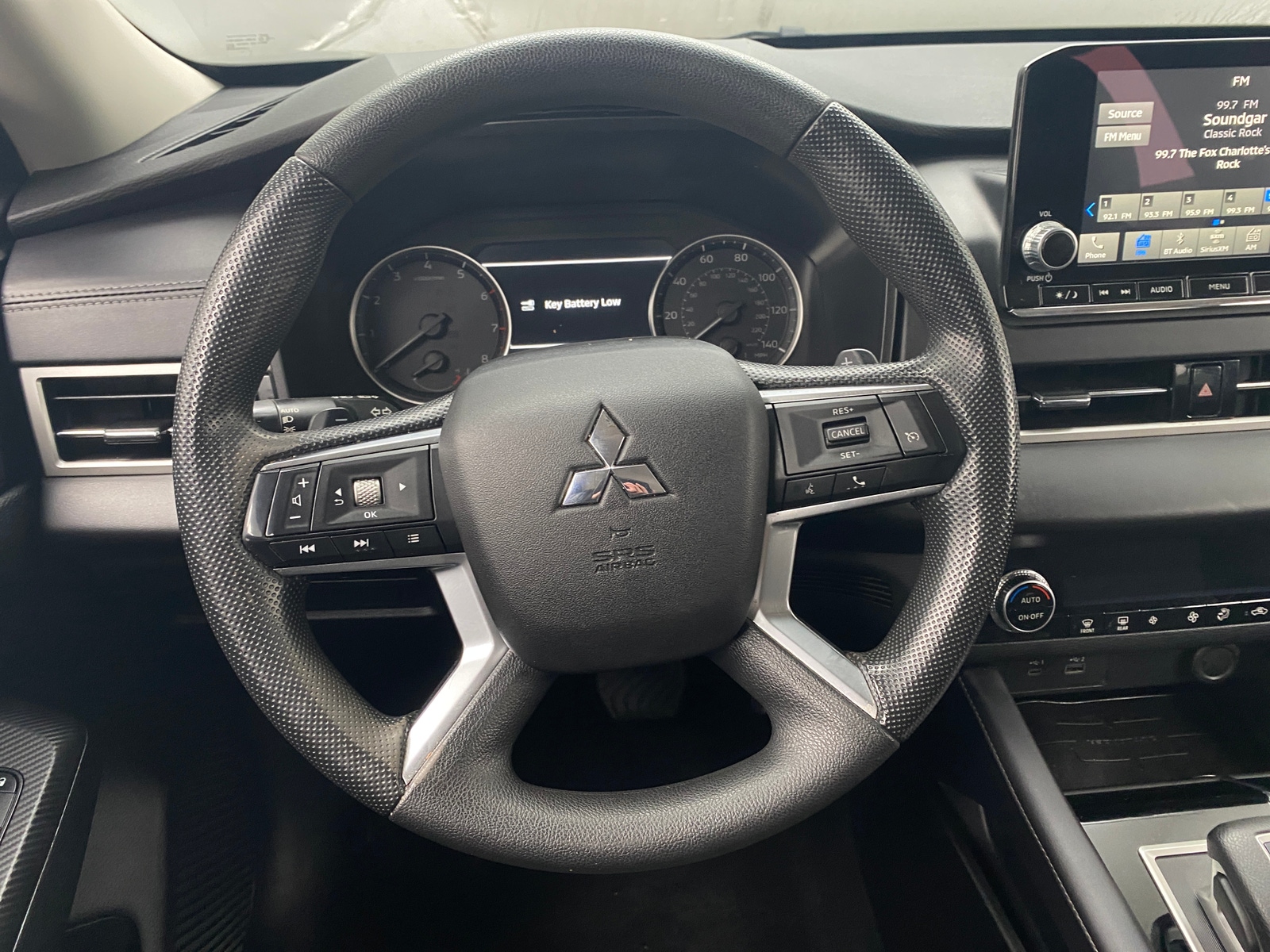 Thumbnail: 2024 Mitsubishi Outlander - 5