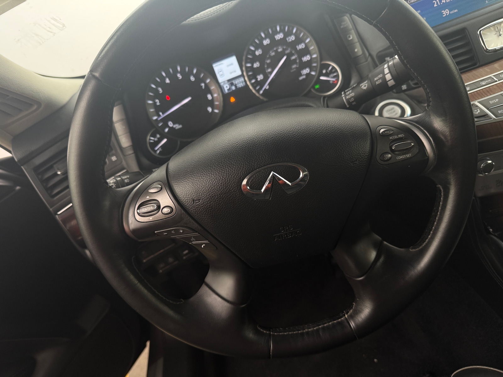 Thumbnail: 2012 INFINITI M37 - 4