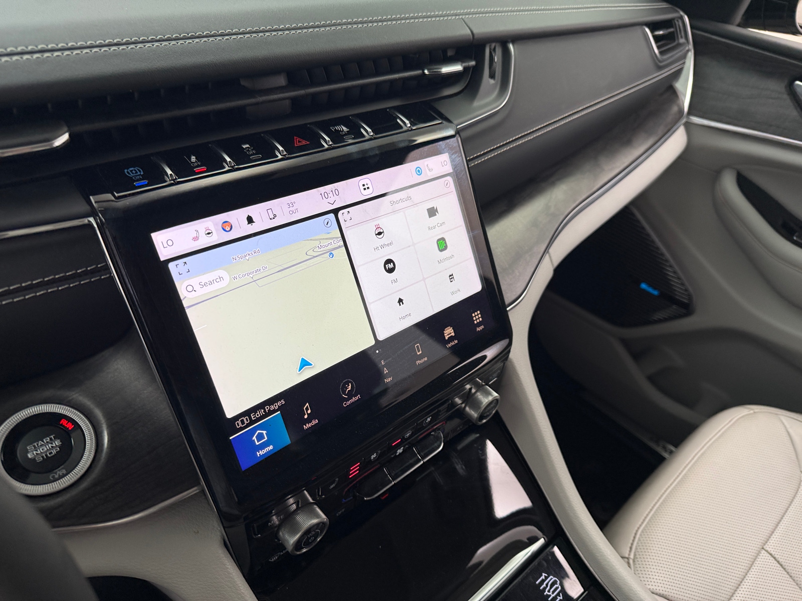 Thumbnail: 2022 Jeep Grand Cherokee - 3